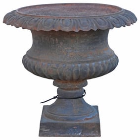 CAST IRON CAMPANA FORM GARDEN URN PLANTER
