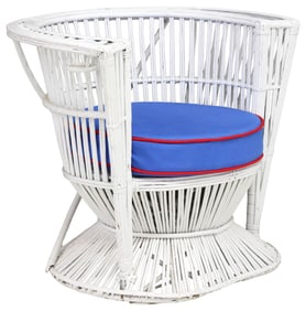 WHITE-PAINTED RATTAN CIRCULAR PATIO BARREL CHAIR