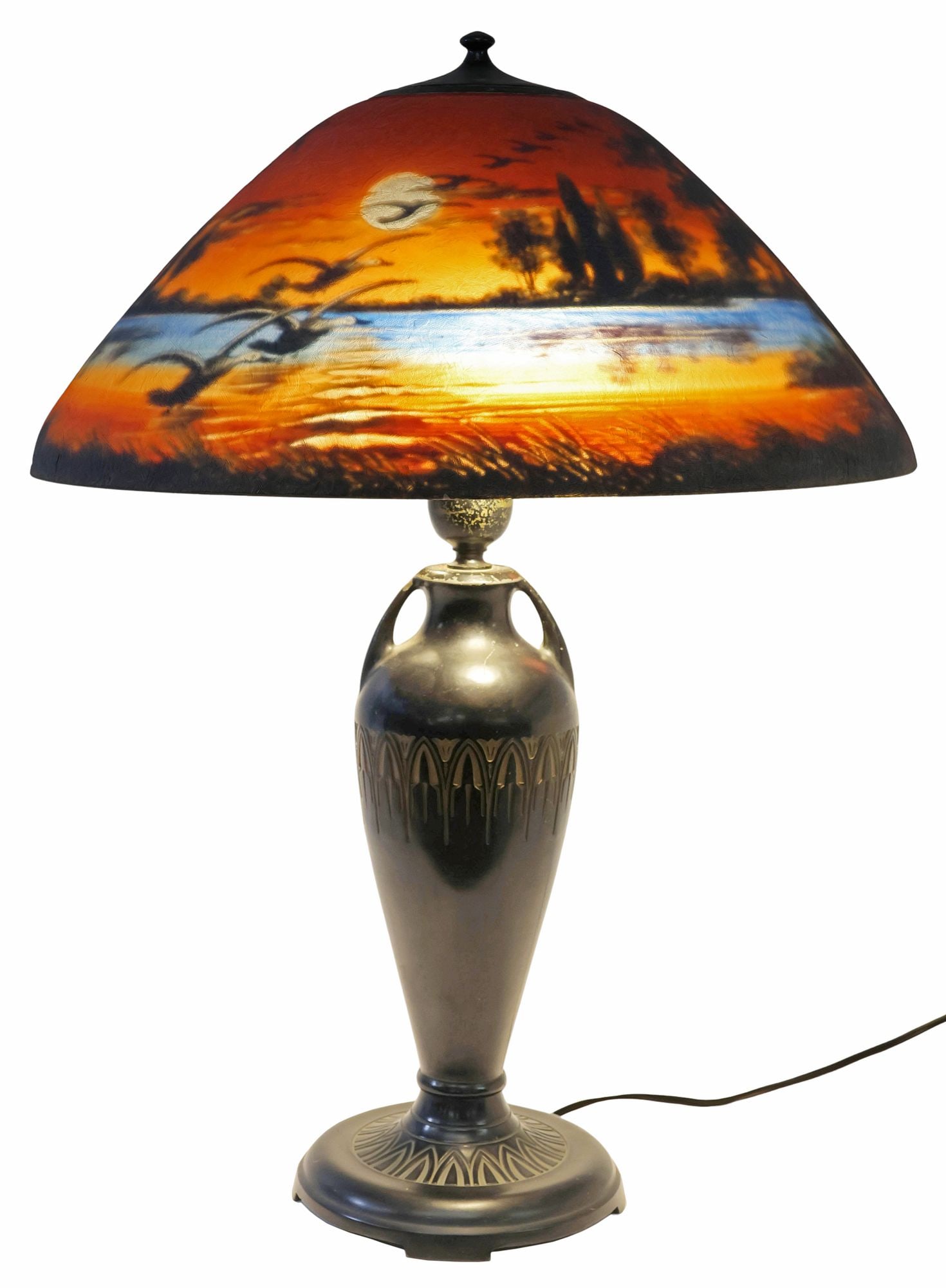 MOE-BRIDGES REVERSE-PAINTED GLASS SUNSET FLIGHT LAMPSHADE ON BASE (1 of 9)