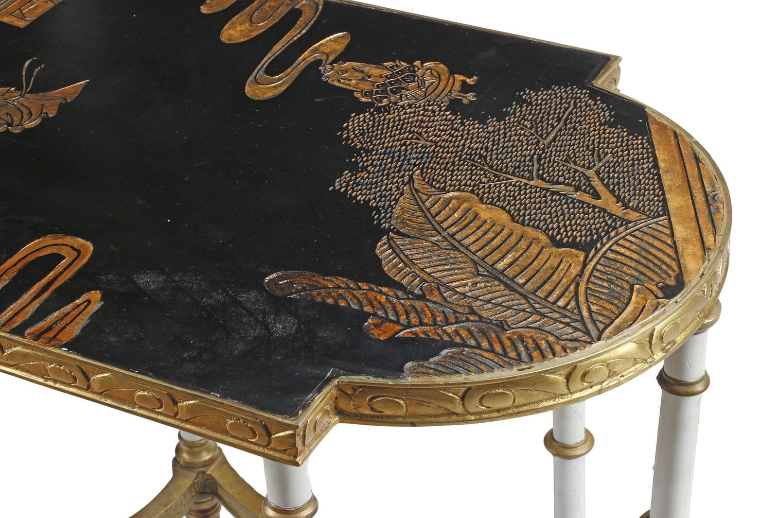 CHINOISERIE ORMOLU-MOUNTED PARCEL-GILT LACQUER SIDE TABLE - 3