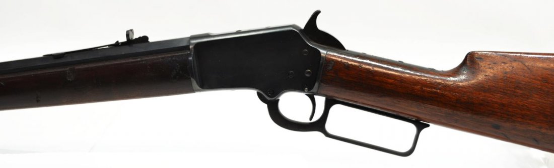 MARLIN MODEL 1892 LEVER ACTION RIFLE, OCTAGONAL: Marlin Model '92 rifle, lever action, .32 caliber, 24" octagonal barrel, walnut stock , SN 286XXX, manufactured 1903, REQUIRES TRANSFER BY FFL LICENSEE ****Provenance: Estate of Charles M. Robinson II