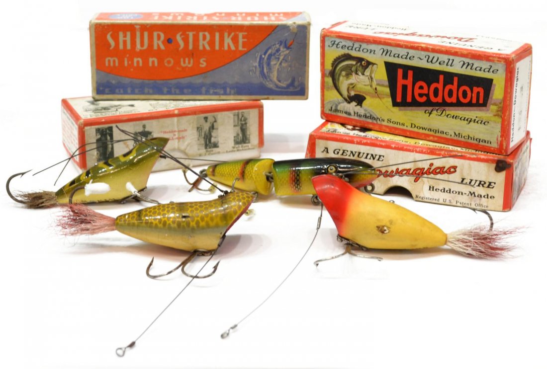 (4) VINTAGE FISHING LURES, HEDDON & SHUR STRIKE: (lot of 4) Collection of vintage fishing lures, comprising: (3) Heddon 'Weedless Willow' fishing lures, of varying colors, two boxes numbered 220, another numbered 222, lure: 3.75"l, box: 1.25"h, 4.5"