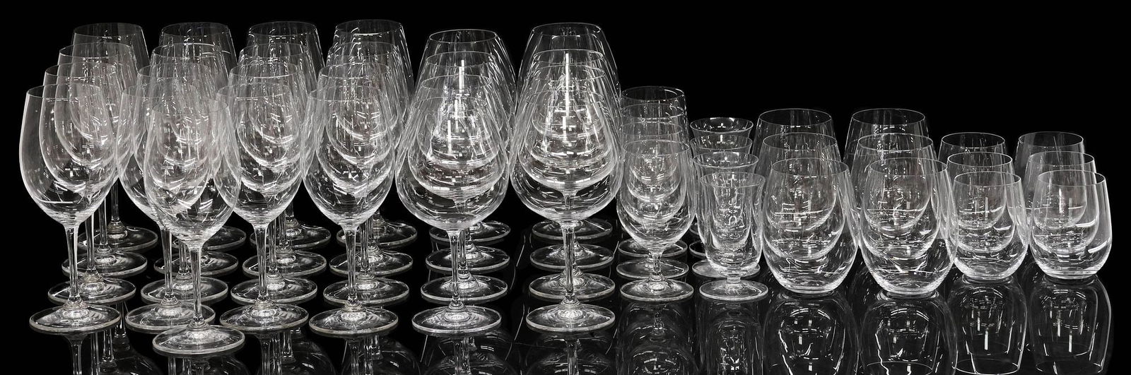 (45) COLLECTION OF RIEDEL COLORLESS STEMWARE, WINE GLASSES & TUMBLERS (1 of 3)