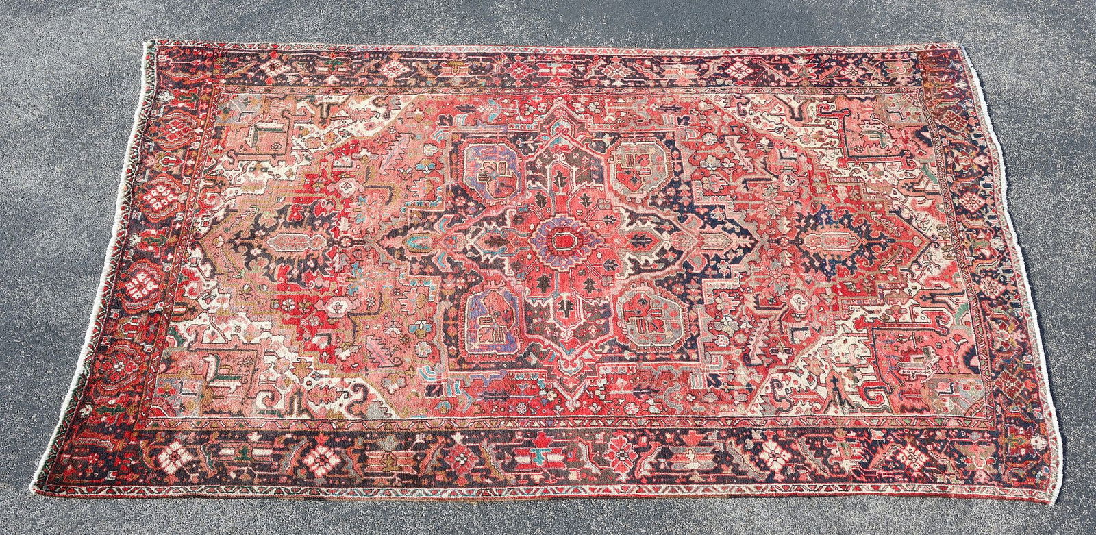 ESTATE HAND-TIED PERSIAN HERIZ RUG, 11'2" X 8'2" (1 of 3)