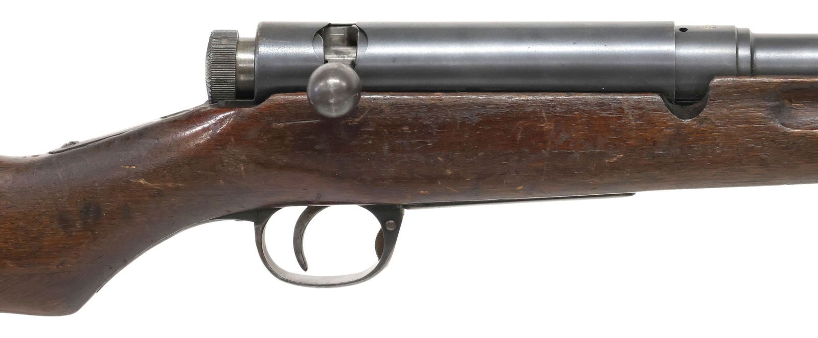 JAPANESE ARISAKA TYPE 38 RIFLE: Japanese Arisaka Type 38 rifle, 6.5mm caliber, bolt action, 31" barrel, bayonet lug, adjustable rear sight, Imperial Mum at receiver ring over Japanese characters, left receiver wall with serial numbe