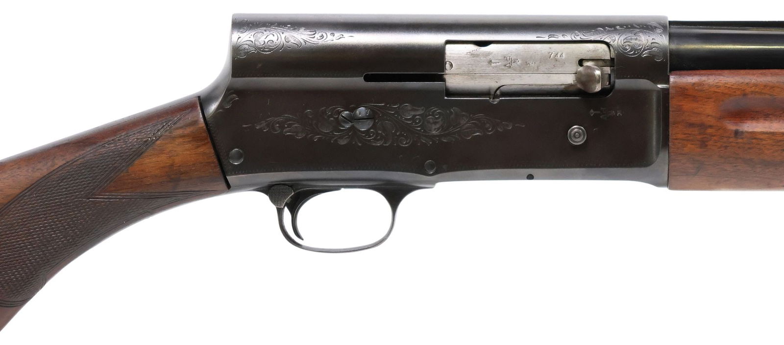 BROWNING AUTO-5 SHOTGUN, 12 GUAGE: Browning Auto-5 Shotgun, Japan, 12 gauge, 28" vent rib barrel, bead front sight, light engraving at receiver, checkered hardwood stock, butt plate marked "Browning FN Automatic", metal and wood with