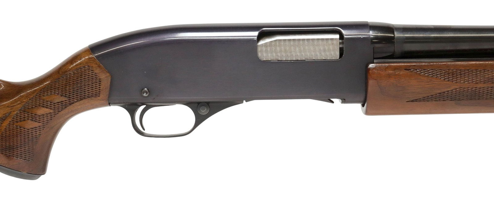 WINCHESTER 1200 PUMP ACTION 12 GAUGE SHOTGUN: Winchester Model 1200 Shotgun, slide action, 27.5" barrel, modified choke, bead front sight, tubular magazine, jeweled bolt, 2.75" chamber, safety at trigger guard, checkered hardwood stock, recoil