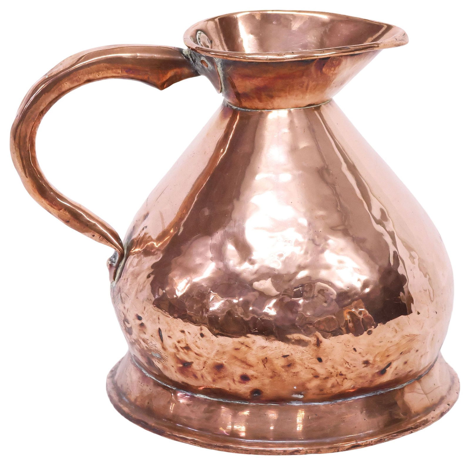 ENGLISH COPPER ONE GALLON HARVEST JUG/ MEASURE, 10"H: English copper one gallon harvest jug/ measure, 19th c., with single rolled handle, retaining illegible metal stamp, approx 10"h, 11.75"w, 9.25"d, 3.5lbs