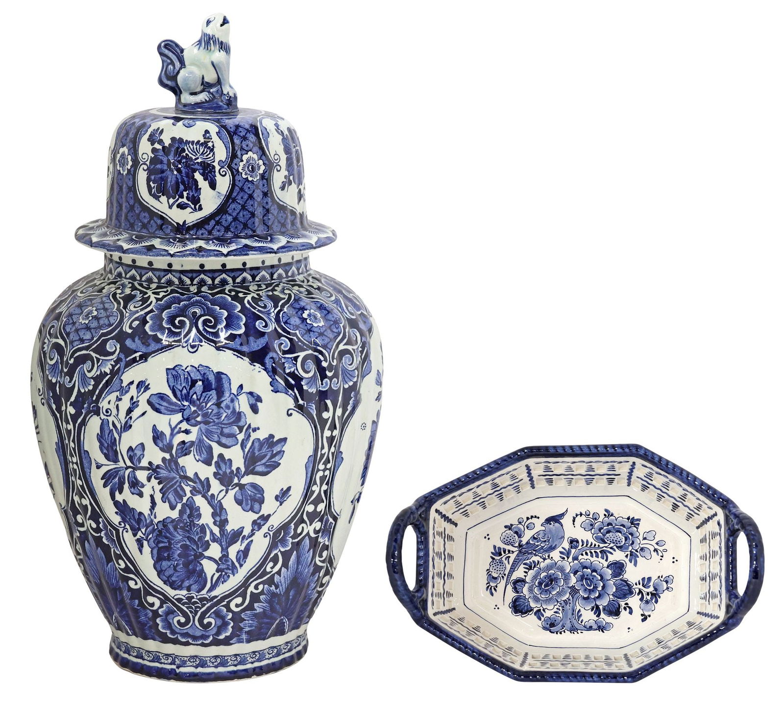 (2) DELFT-STYLE BLUE & WHITE LIDDED VASE & HANDLED LATTICEWORK BASKET (1 of 7)
