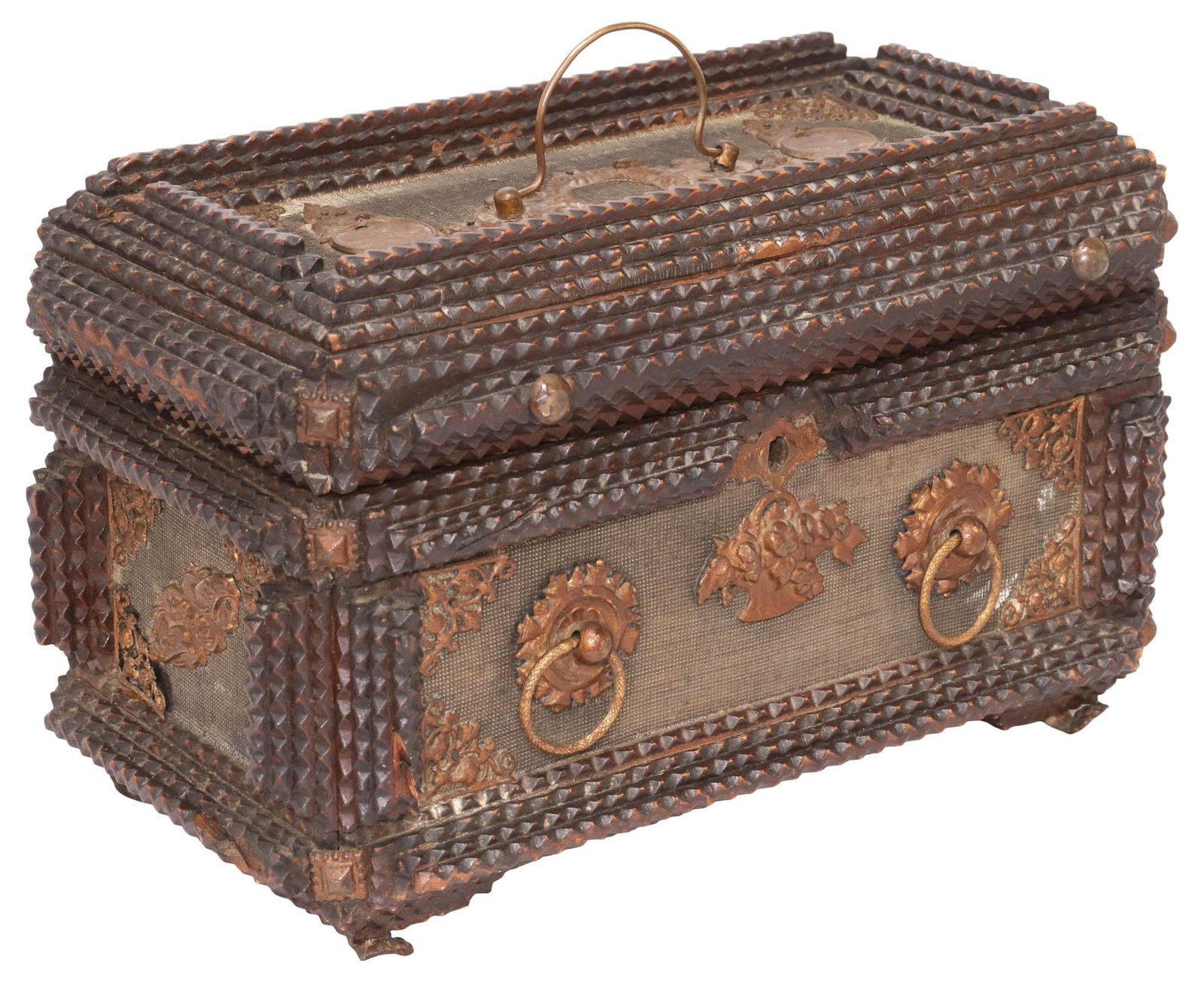 ENGLISH TRAMP ART CHIP CARVED & METAL-MOUNTED WOOD TABLE BOX (1 of 6)