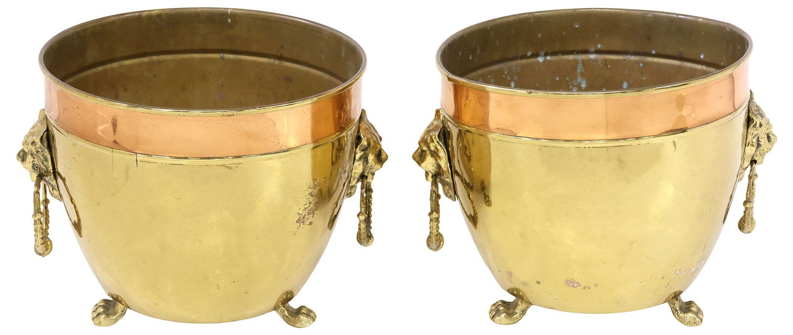 (2) ENGLISH EDWARDIAN COPPER & BRASS HANDLED JARDINIERE/ PLANTERS: (lot of 2) English Edwardian copper and brass jardiniere/ planter, early 20th c., dual lion mask drop ring handles, ending on three paw feet, small dents to each, approx 7 5/8"h, 10.5"w, 9"diam, 5.5lb