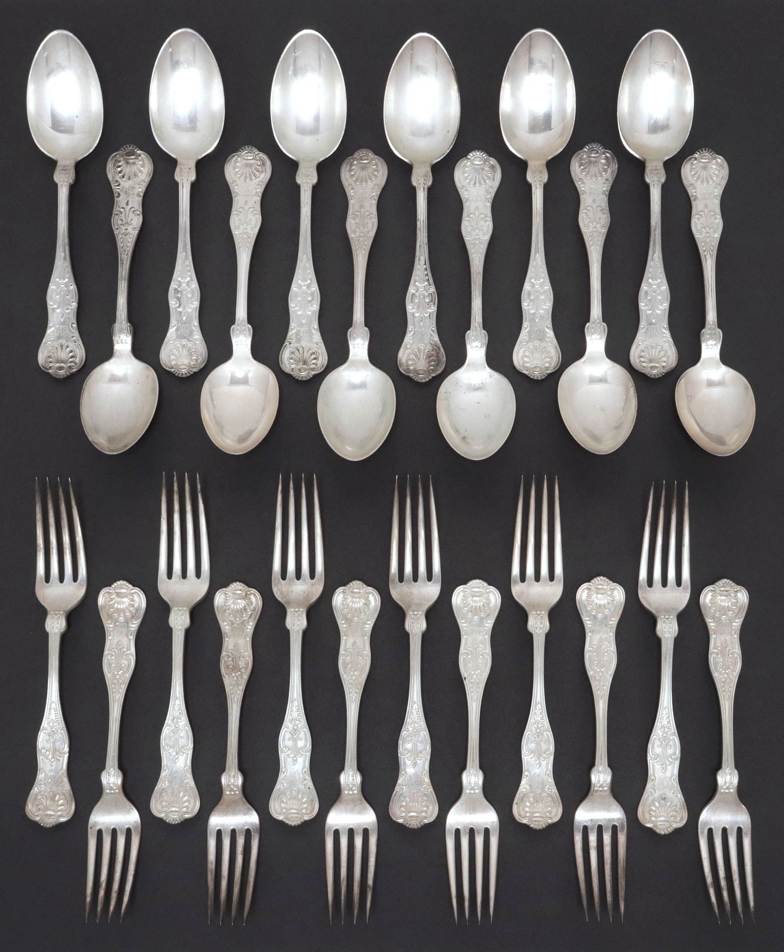 (24) AMERICAN STERLING 'KINGS' FLATWARE, GORHAM AND SHREVE CRUMP & LOW (1 of 6)