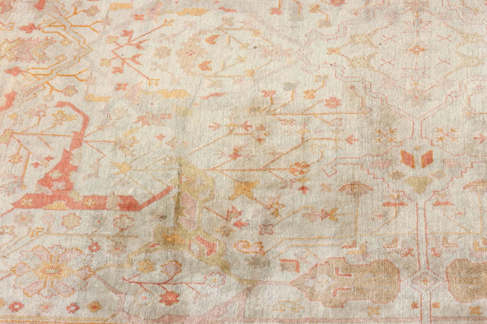 ESTATE HAND-TIED OUSHAK RUG, 17'11" X 14' - 2