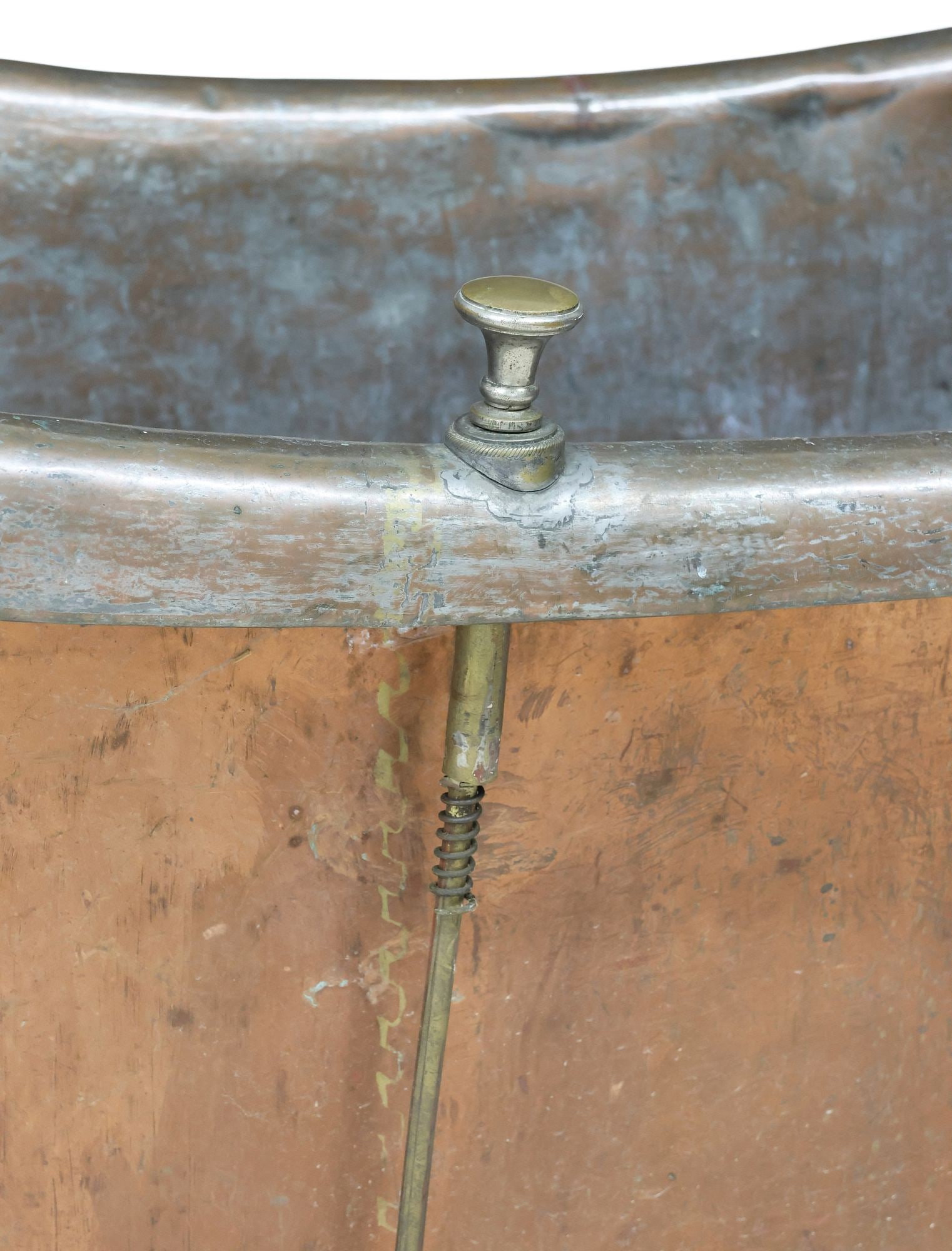 LARGE FRENCH COPPER FREESTANDING DOUBLE-SLIPPER BATHTUB - 4