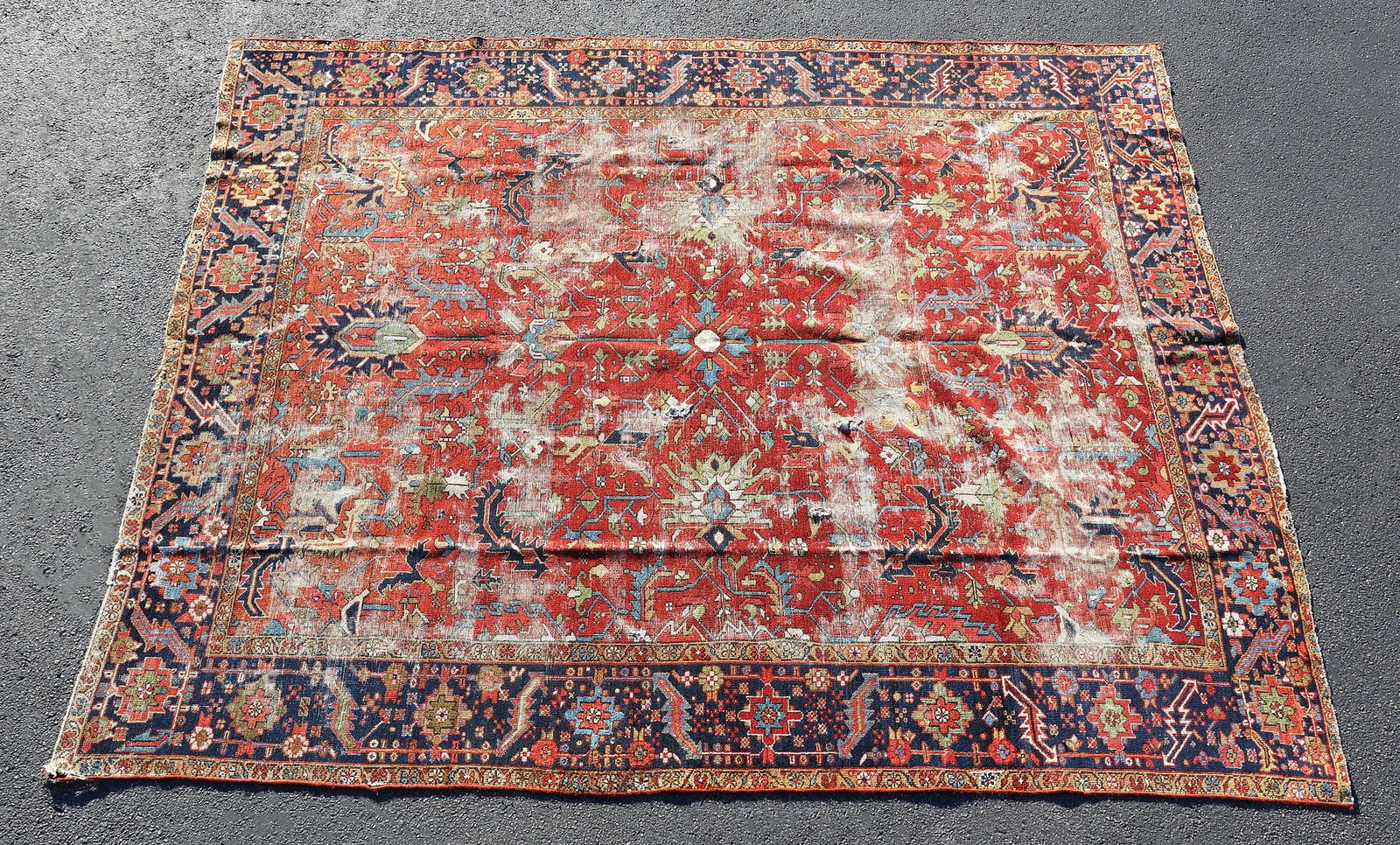 ESTATE HAND-TIED HERIZ RUG, 10'9" X 9'2" (1 of 3)