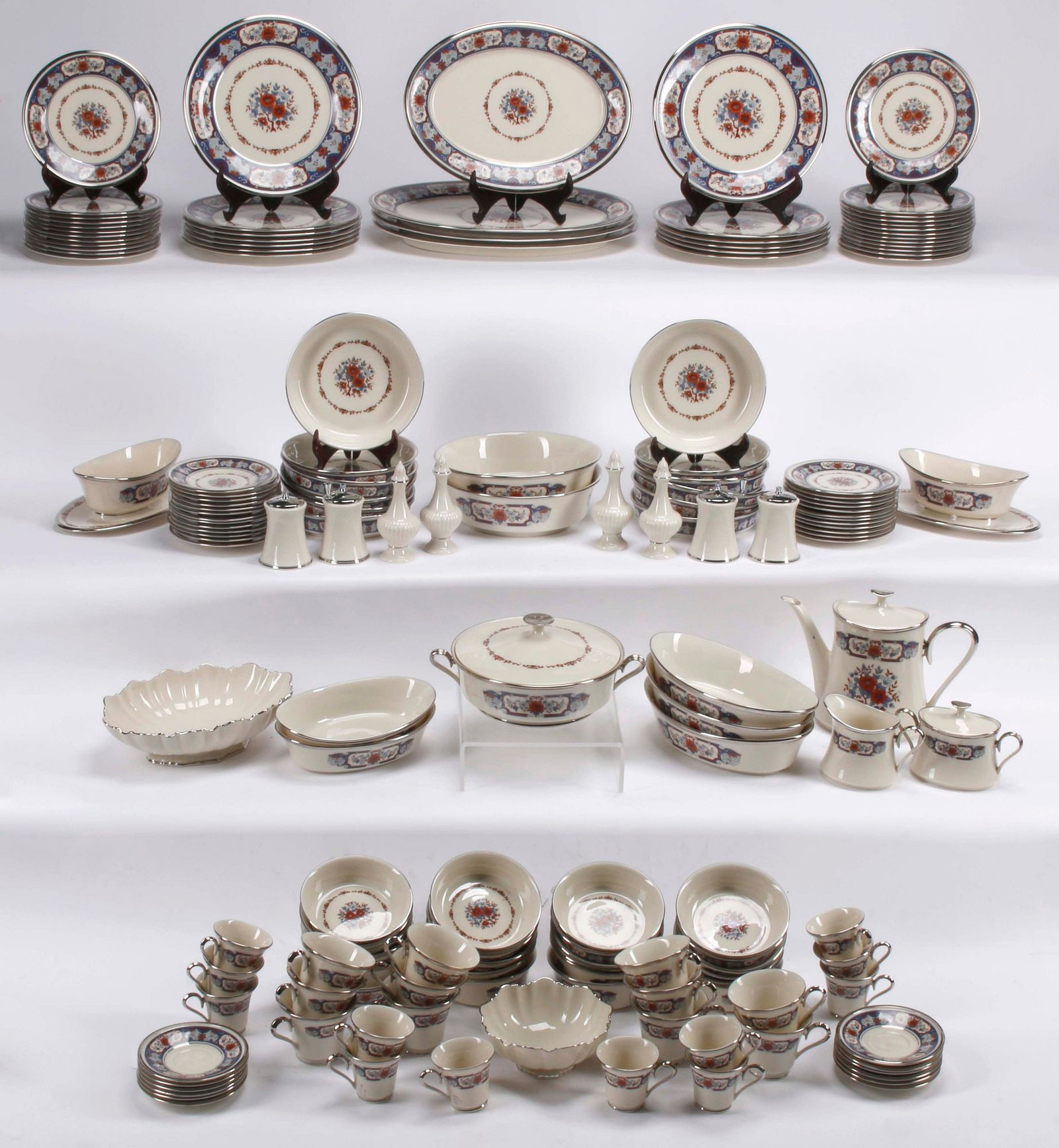 (160) SUBSTANTIAL LENOX 'INTERLUDE' PARCEL-GILT PORCELAIN FLORAL DINNER SERVICE (1 of 8)