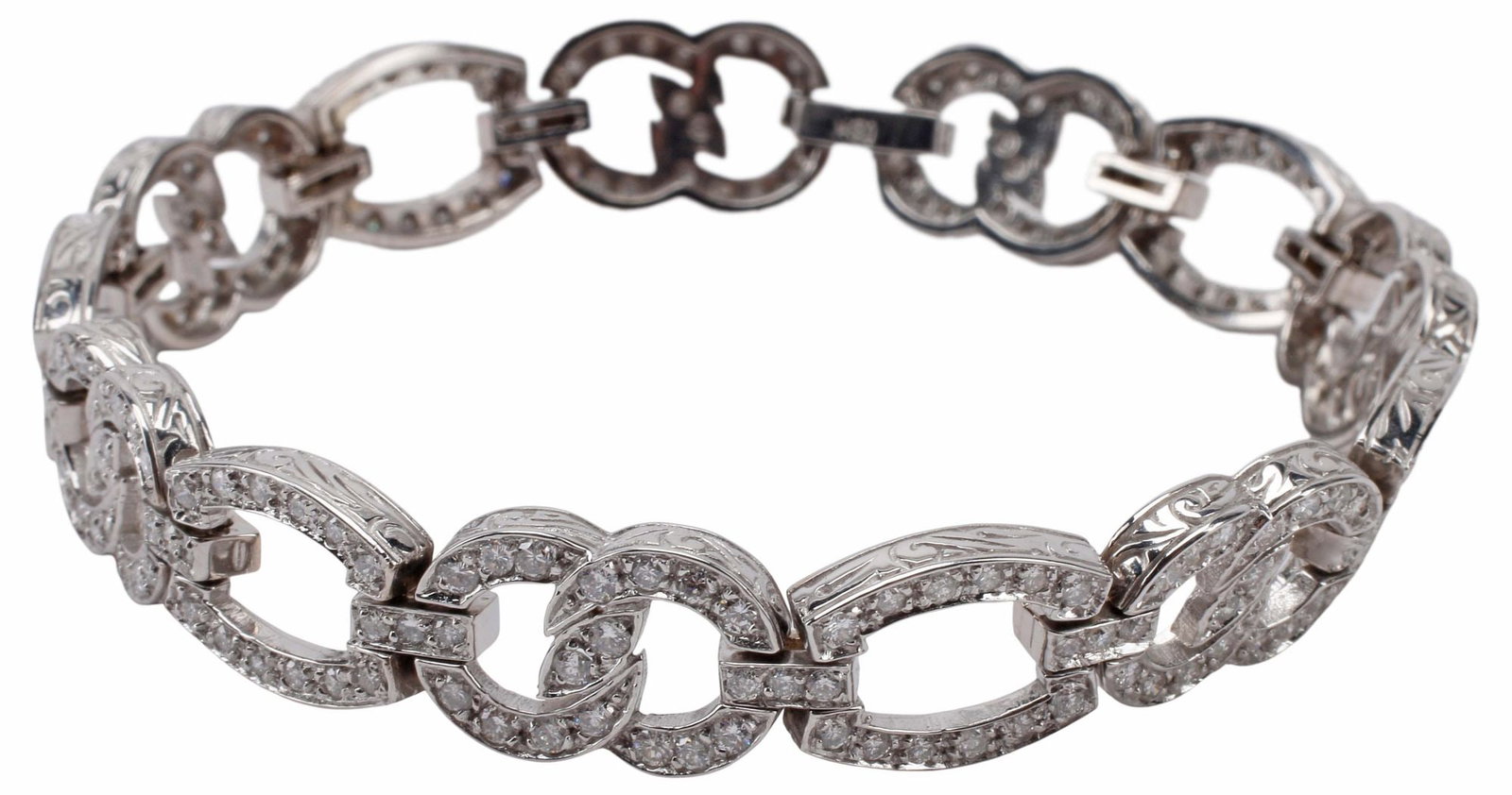 ESTATE 18KT WHITE GOLD & 3.00CTTW DIAMOND CHAIN LINK BRACELET: Estate 18kt white gold (tested) and diamond chain bracelet, interlocking links pave-set with numerous small round diamonds, approx 3.00cttw, average color: H-I, average clarity: SI, trimmed by