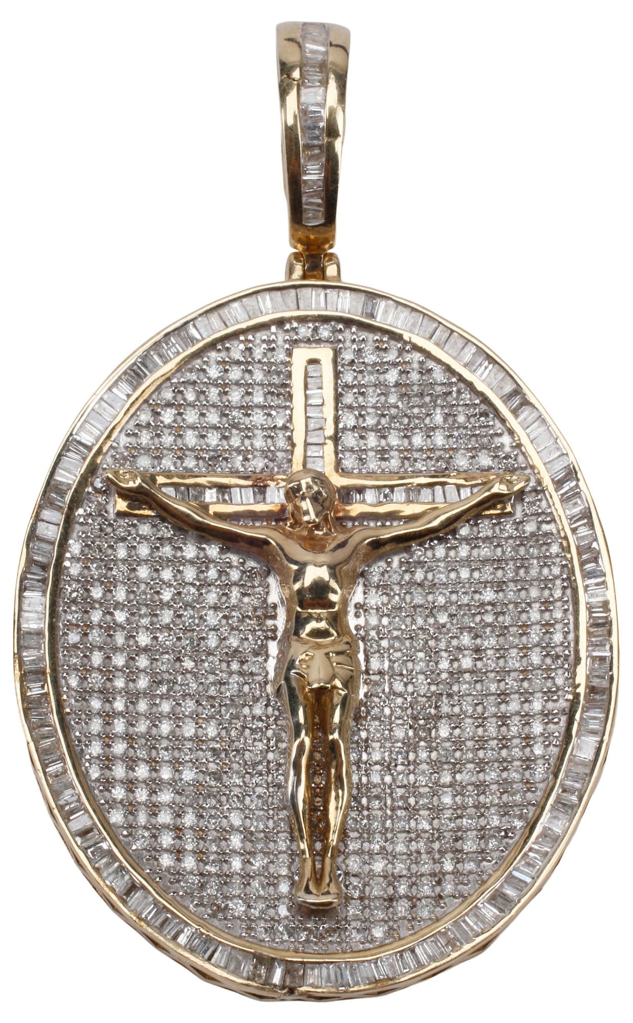 ESTATE 14KT YELLOW GOLD & DIAMOND CRUCIFIX PENDANT: Estate 14kt yellow gold (tested) and diamond crucifix pendant, circular medallion with a central crucifix over a pave-set diamond ground, the border, bail and cross set with baguette-cut diamonds,