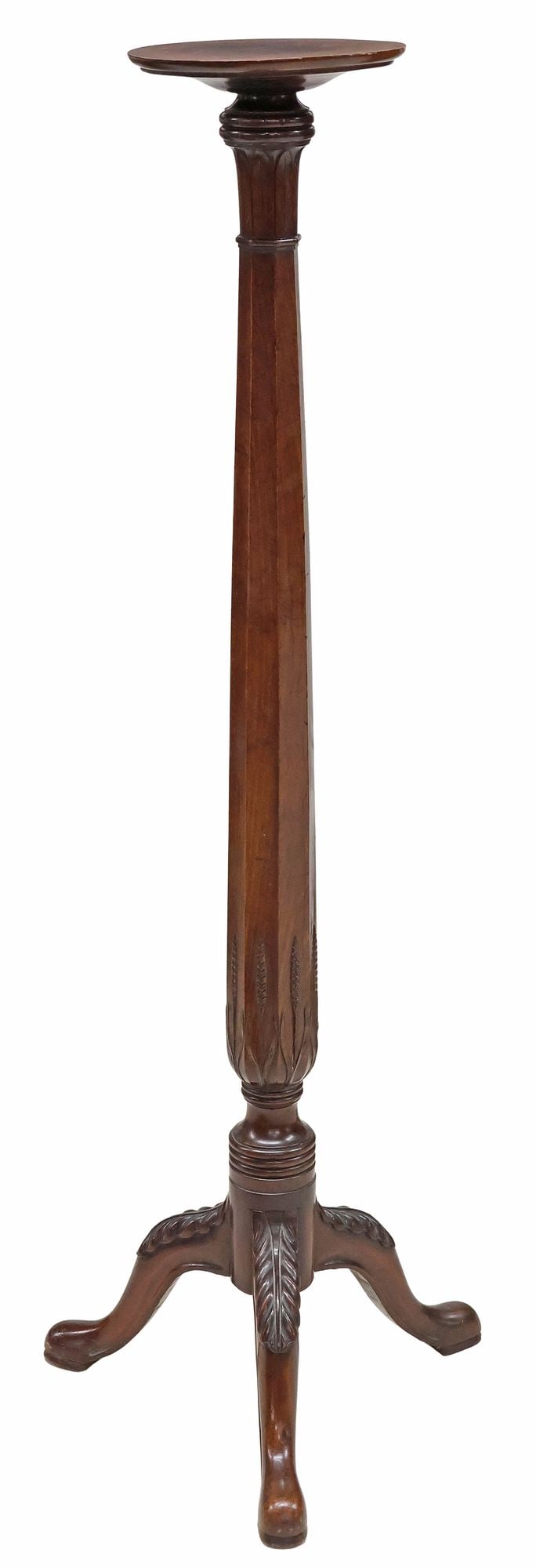 ENGLISH GEORGIAN PERIOD CARVED MAHOGANY TORCHIERE PEDESTAL STAND: English Georgian mahogany torchiere/ candlestand, 19th c., having rounded top, over paneled octagonal standard with carved wheat motifs, rising on tripartite cabriole base, approx 55.5"h, 19"