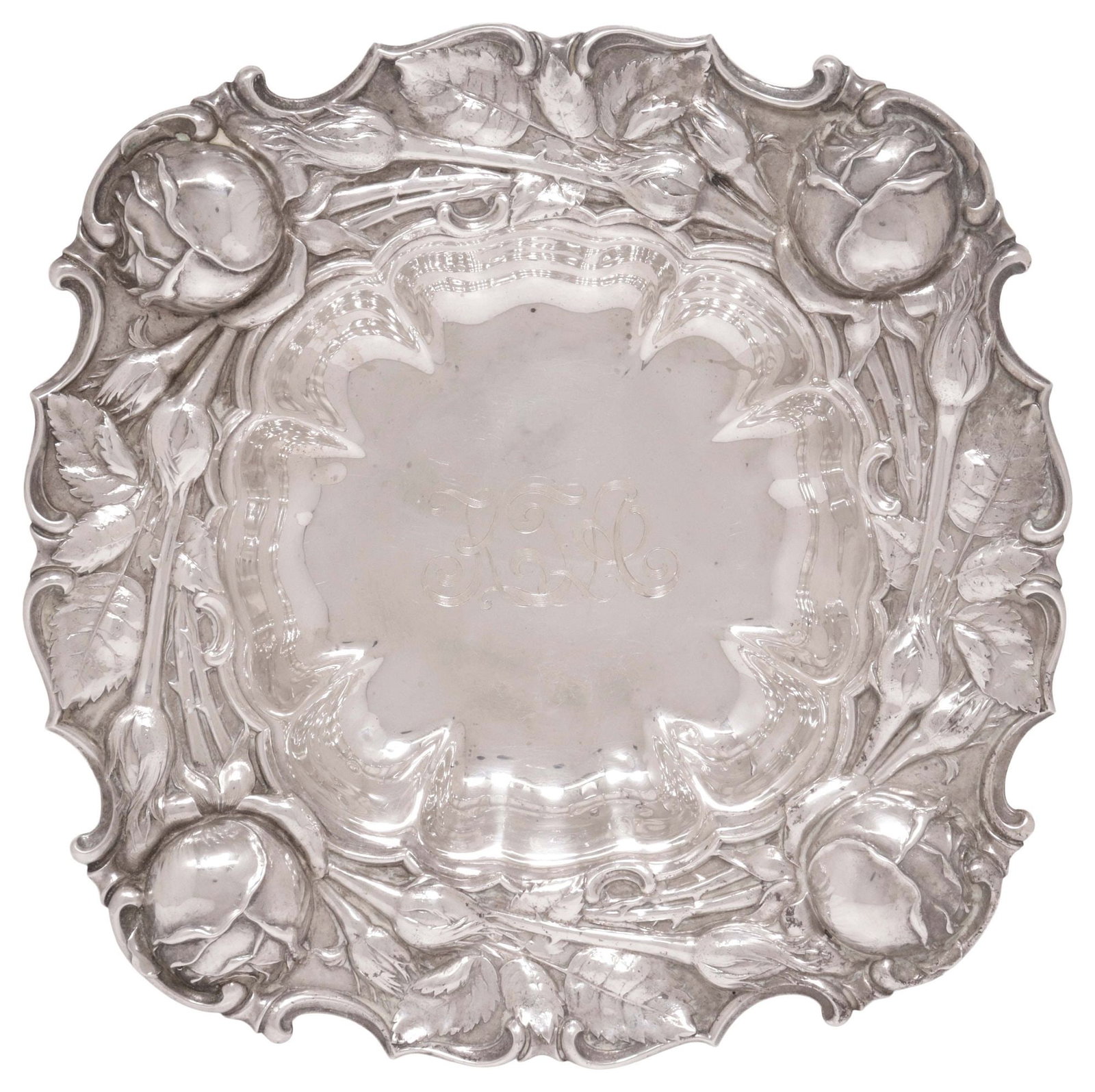 AMERICAN WHITING CO. STERLING SILVER REPOUSSE ROSES VEGETABLE BOWL (1 of 10)