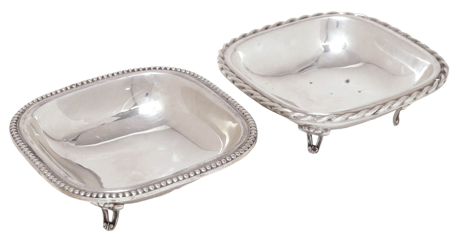 (2) EGYPTIAN .900 SILVER FOOTED BOWLS: (lot of 2) Egyptian .900 silver footed bowls, each with lotus flower blossom hallmark, purity mark, and date mark underfoot, including: (1) having twisted rope trim, Tanta city mark, date mark c.1976-