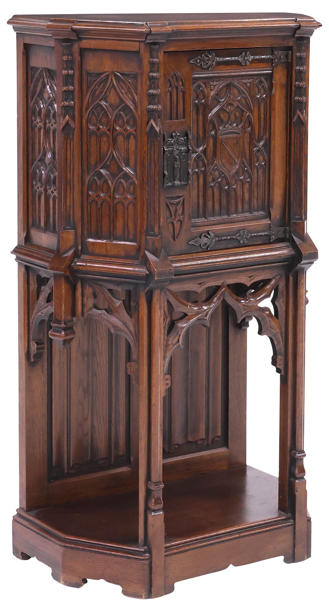 GOTHIC REVIVAL CARVED OAK CREDENCE CUPBOARD / CABINET (1 of 6)