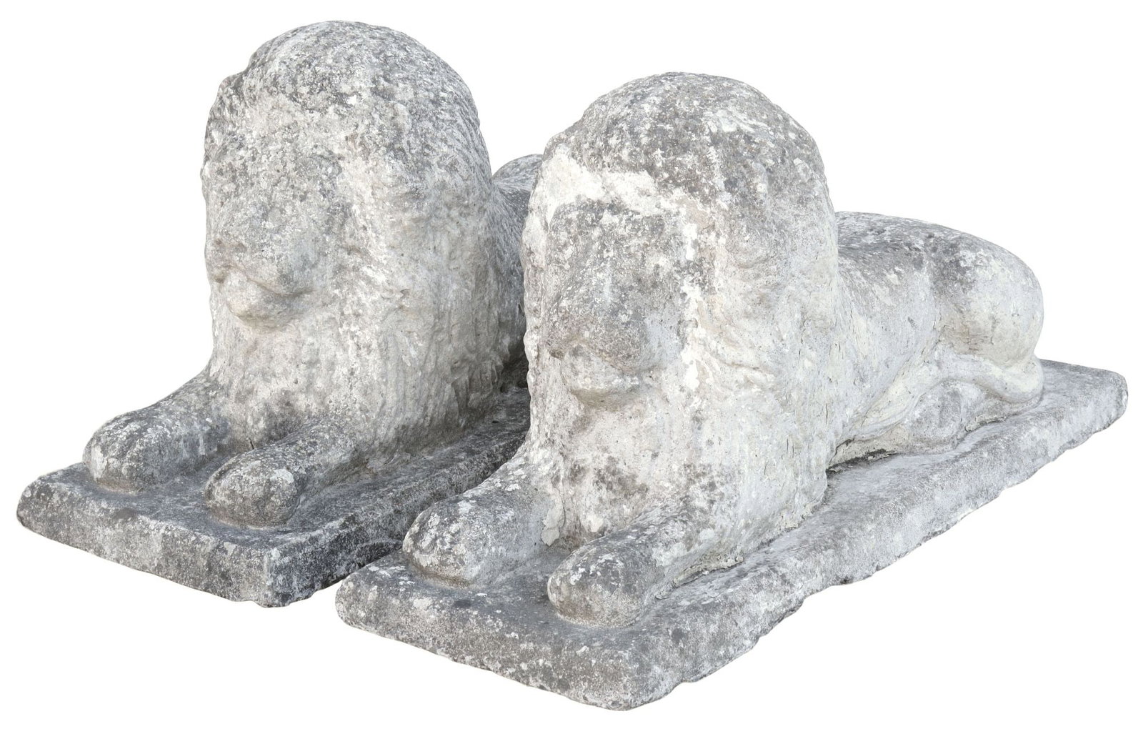 (2) CAST STONE GARDEN STATUARY RECUMBENT LIONS (1 of 4)