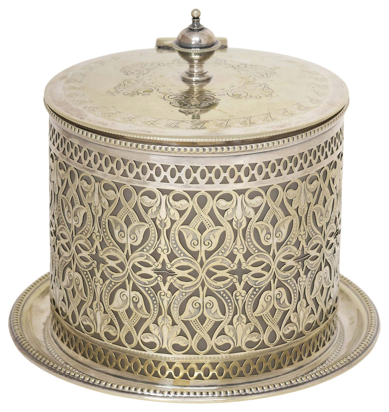 WILLIAM BRIGGS & CO. VICTORIAN SILVERPLATE & FROSTED GLASS BISCUIT BARREL: English Victorian silverplate biscuit barrel, William Briggs & Company, Sheffield, late 19th c., hinged lid with embossed decoration and spherical finial, pierced sides with foliated scrollwork, enclo