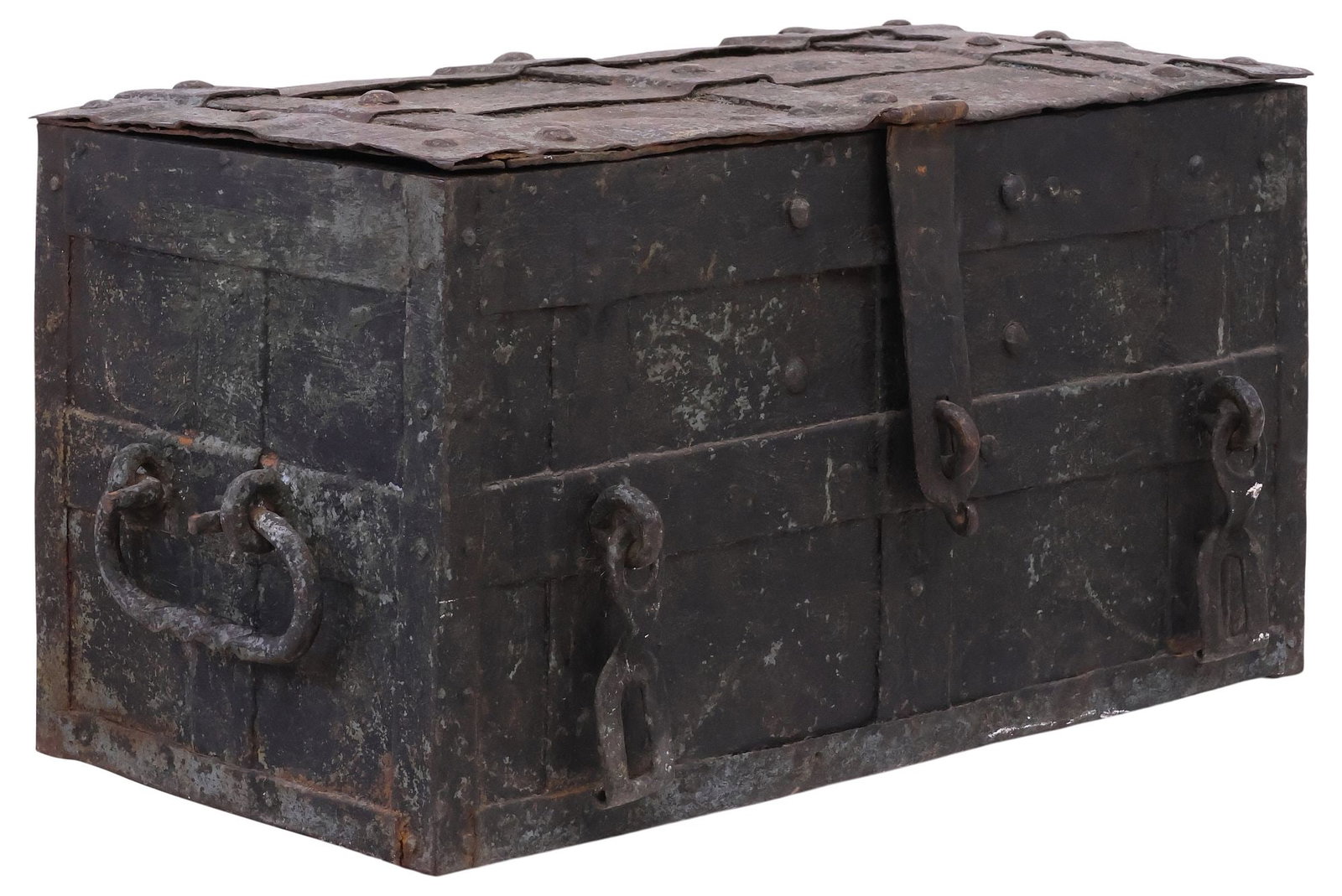 LARGE ENGLISH VERDIGRIS PATINATED & STRAPPED IRON SAFE, 18TH C.: English verdigris patinated iron safe/ strongbox, 18th c., of rectangular form with large latched closure and studded strapping, hinged lid revealing open interior storage, with twisted lever and