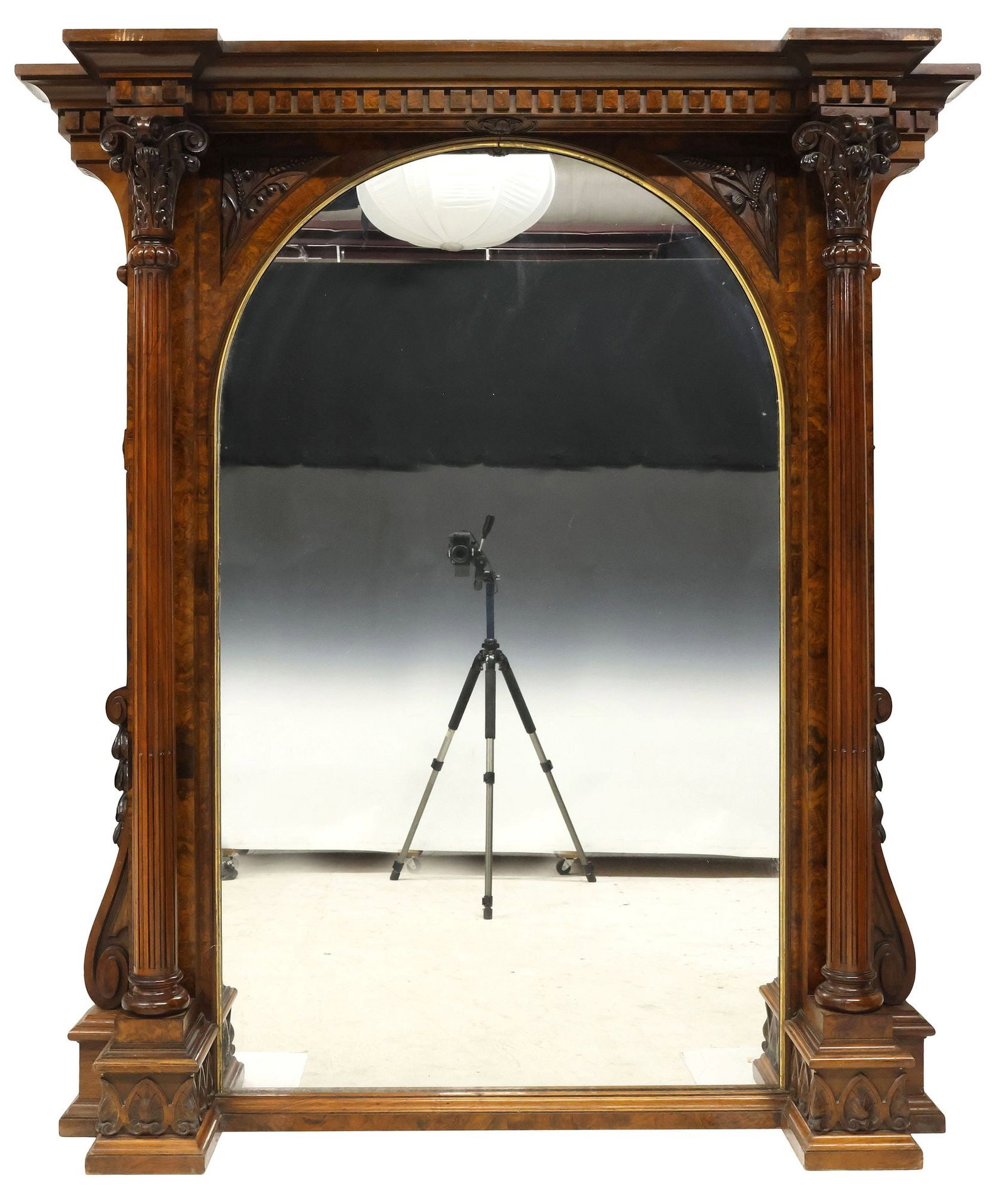 MONUMENTAL VICTORIAN PARCEL-GILT CARVED ARCHITECTURAL PIER MIRROR, 80.5" X 73" - 3