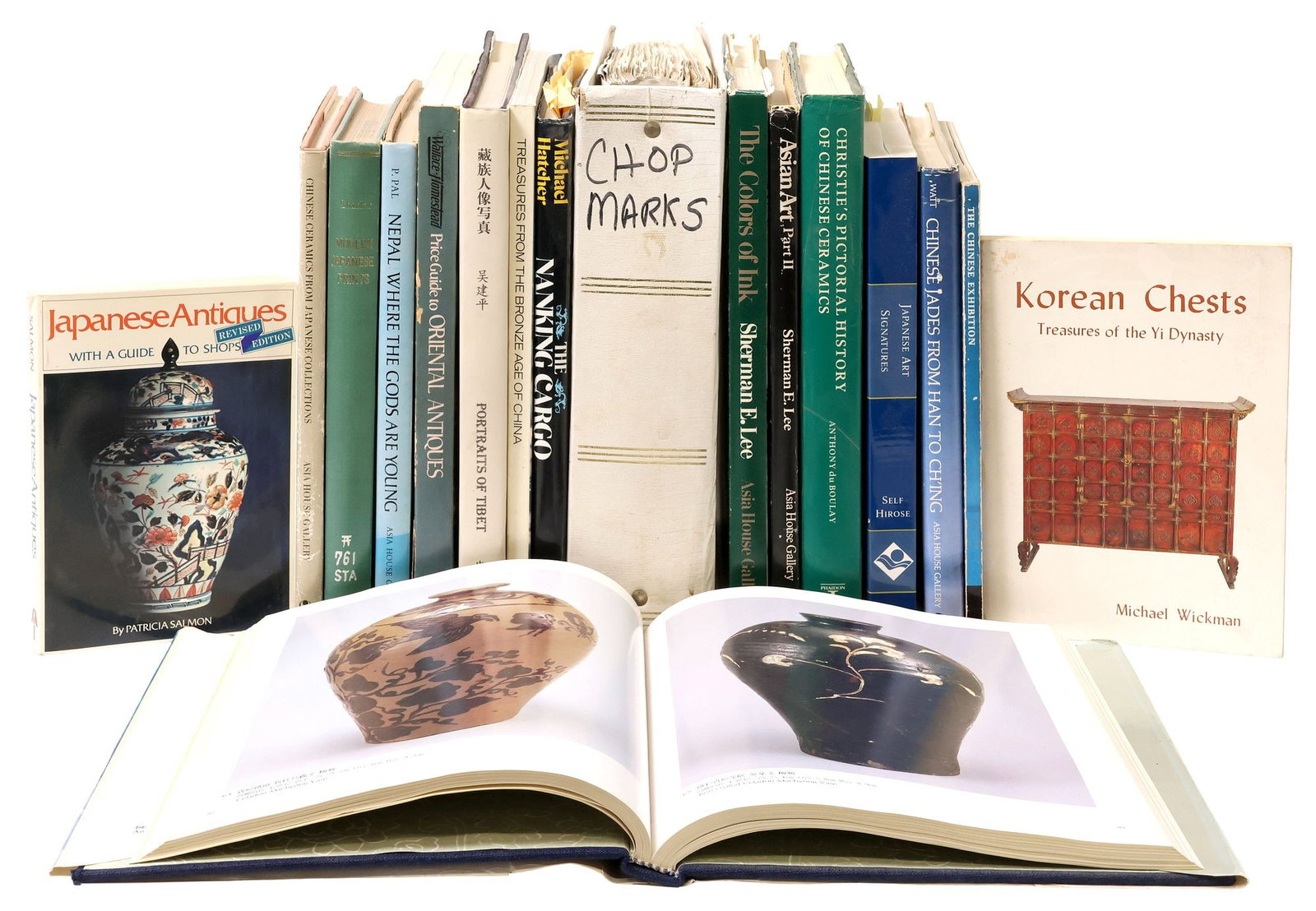 (17) REFERENCE BOOKS; ASIAN ART RELATED (1 of 10)
