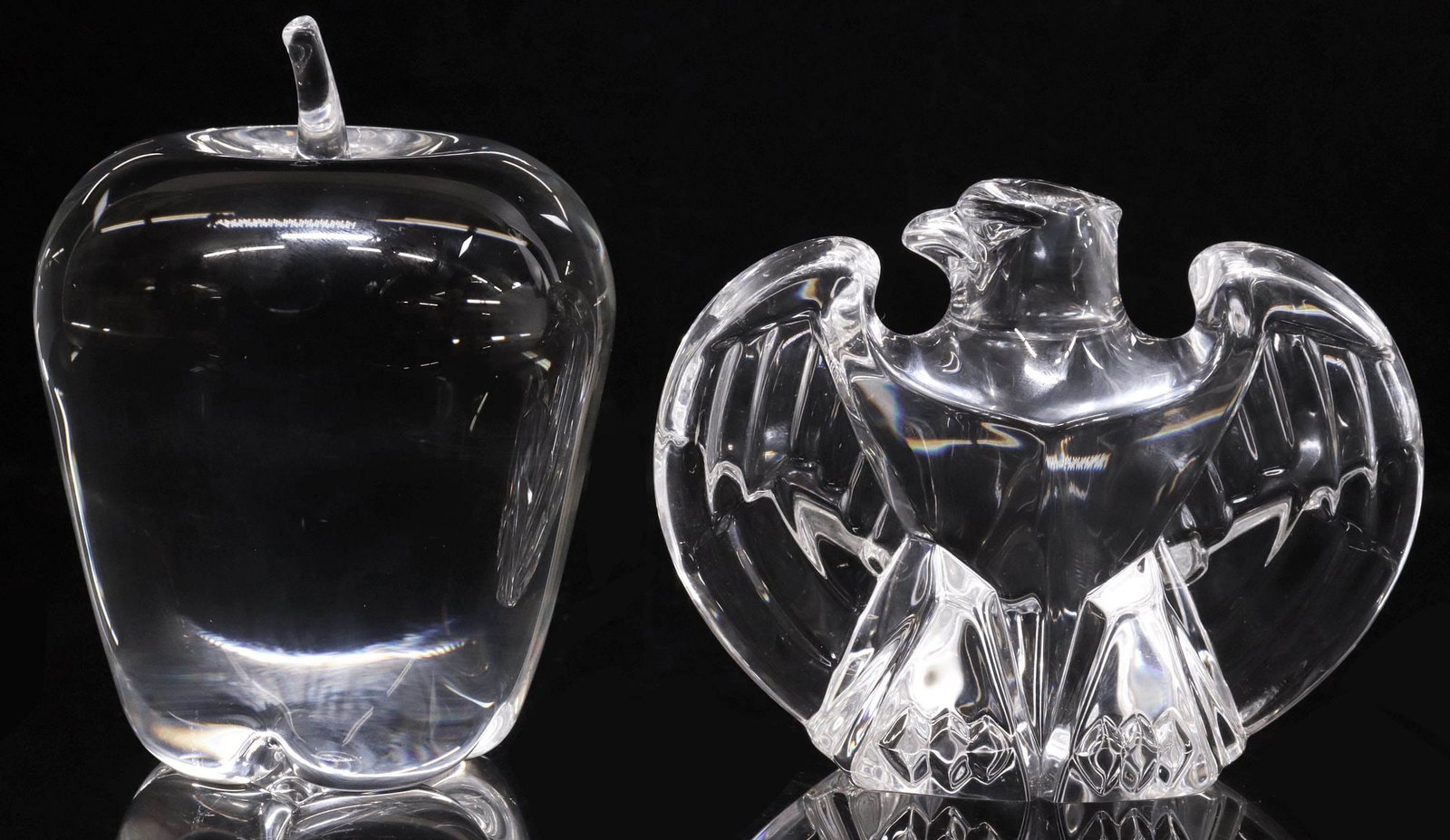 (2) STEUBEN COLORLESS ART GLASS EAGLE & APPLE PAPERWEIGHTS (1 of 4)