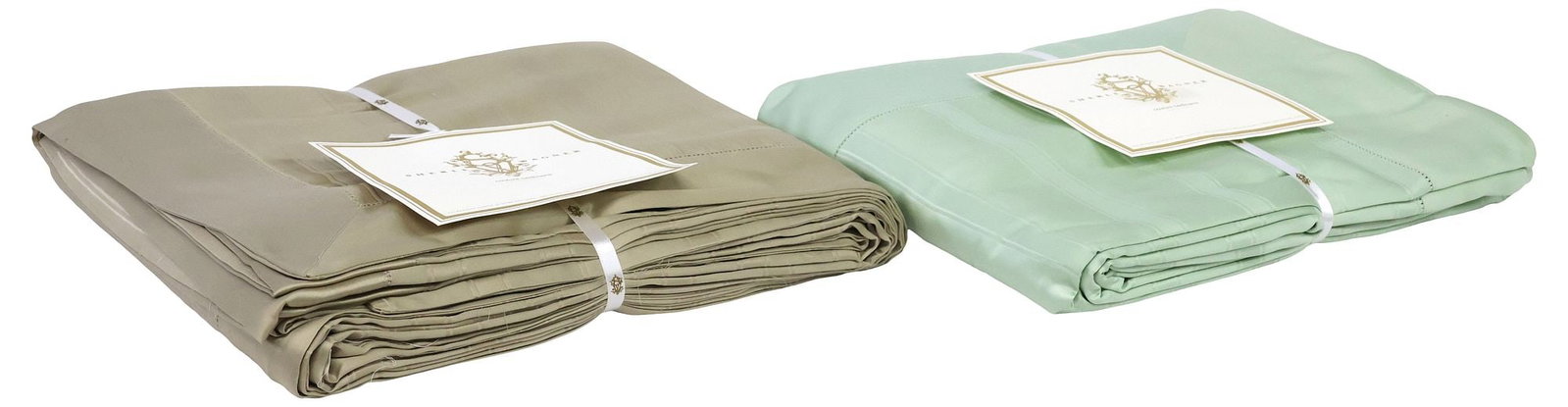 (2) SHERLE WAGNER 'SUTTON PLACE STRIPE' COTTON KING & QUEEN DUVET COVERS: (lot of 2) Designer cotton duvet covers, Sherle Wagner International, 21st c., each in the "Sutton Place Stripe" pattern, accompanied by plastic cover with barcode label, appearing as unused