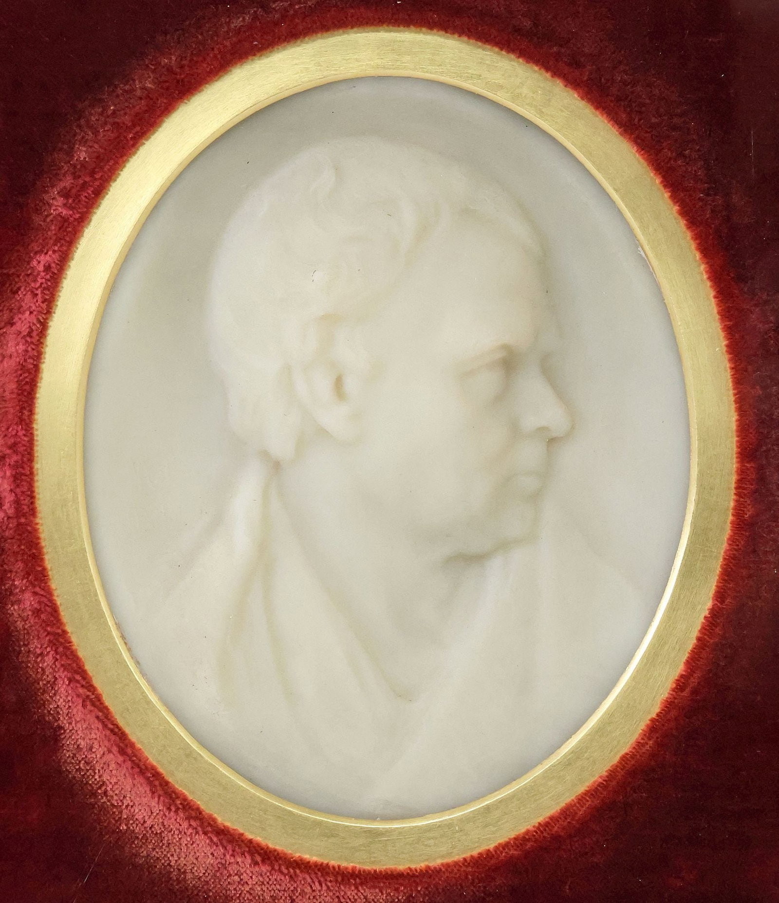 GILTWOOD-FRAMED BRITISH WAX PORTRAIT OF SIR WALTER SCOTT: Framed British wax portrait, Sir Walter Scott (Scottish, 1771-1832), 19th c., in giltwood frame with red velvet mat, sight: approx 7"h, 5.5"w, overall: approx 14.5"h, 13.25"w, 3.5lbs