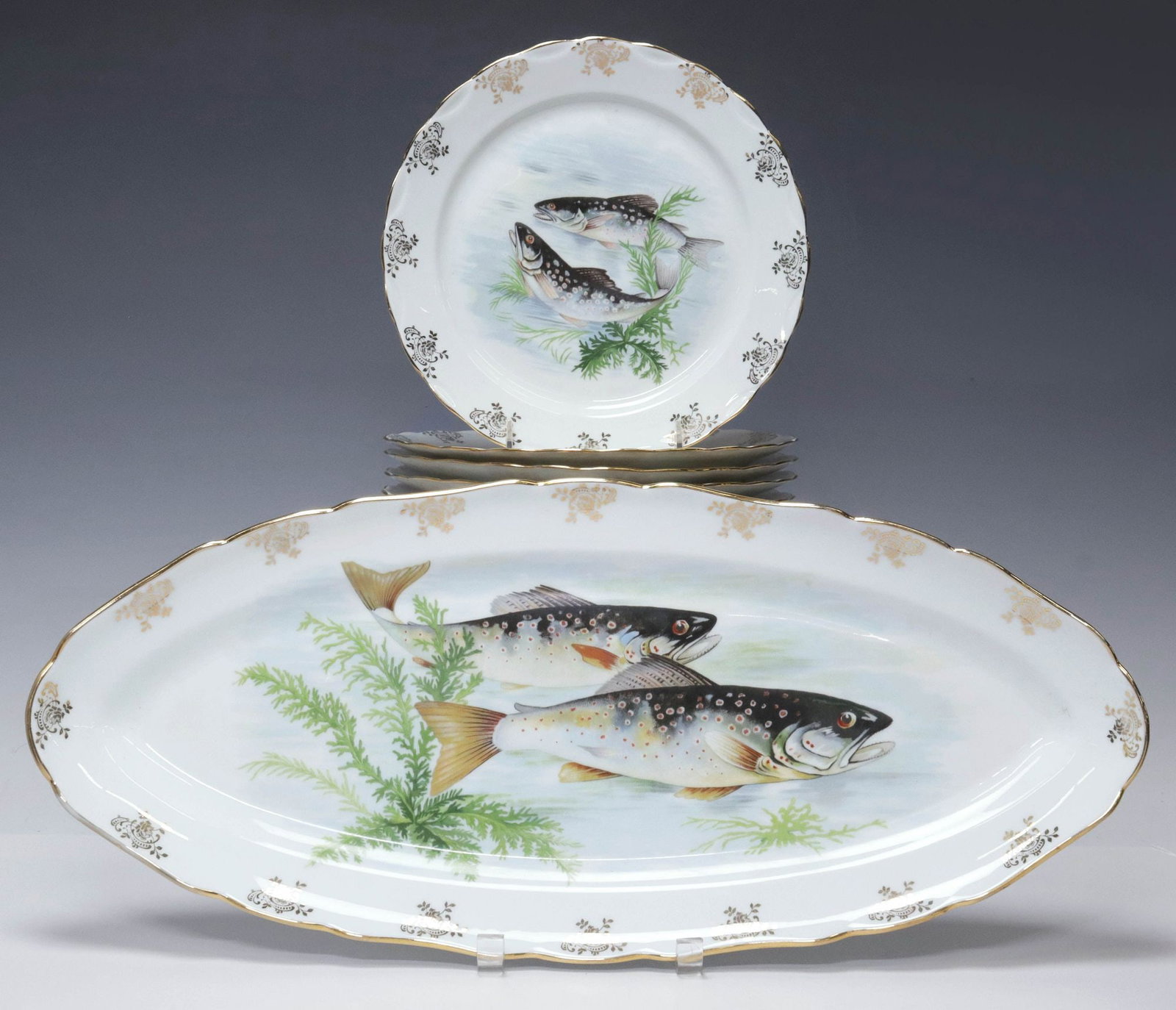 (13) FRENCH PORCELAINE D'ART PARCEL-GILT LIMOGES FISH SERVICE (1 of 4)