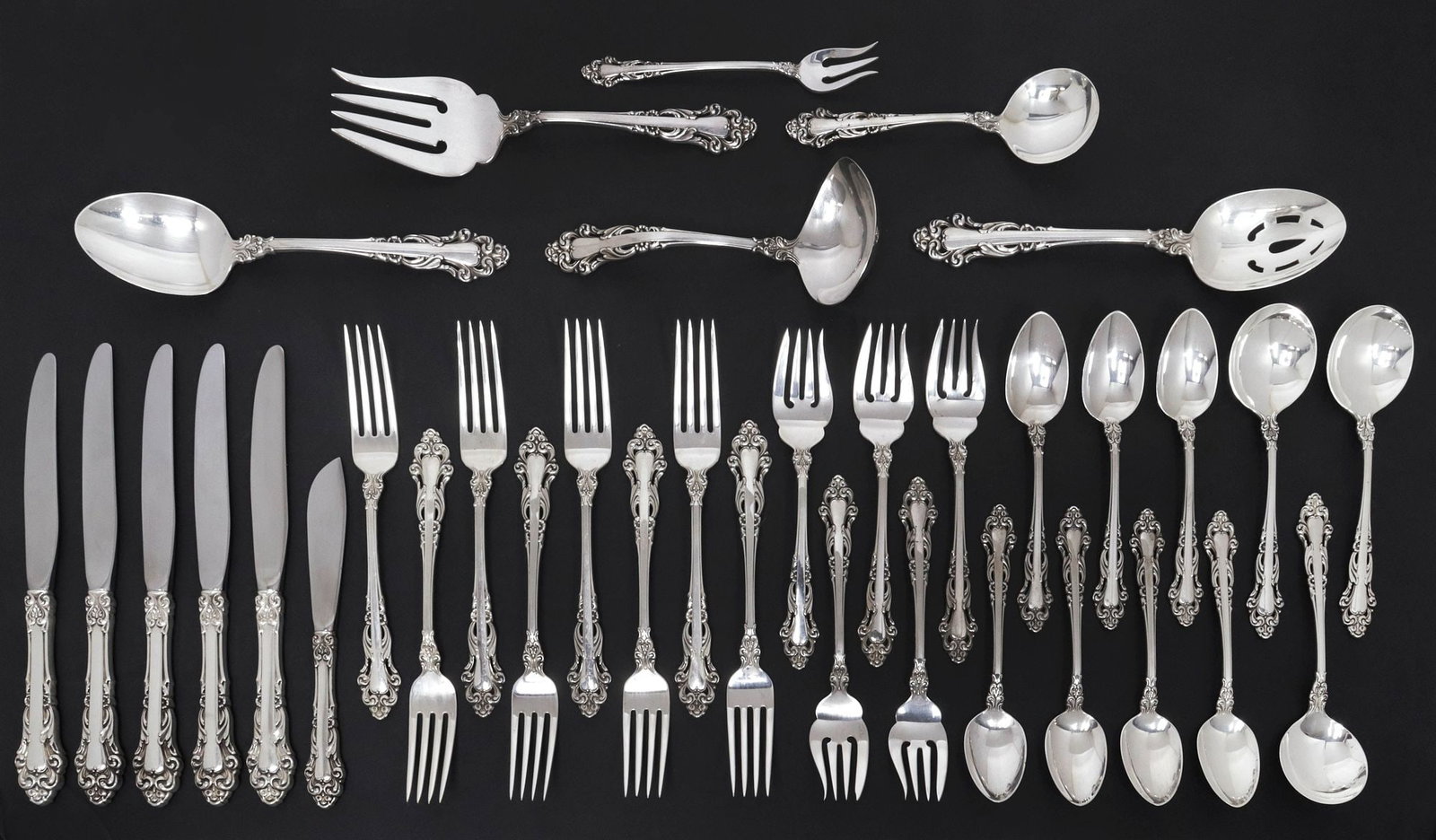 (35) REED & BARTON 'GRANDE RENAISSANCE' STERLING SILVER FLATWARE SERVICE (1 of 6)