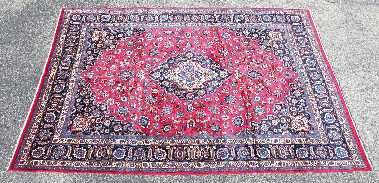 ESTATE HAND-TIED PAKISTANI ISFAHAN RUG, 11'6" X 8'3" (1 of 3)