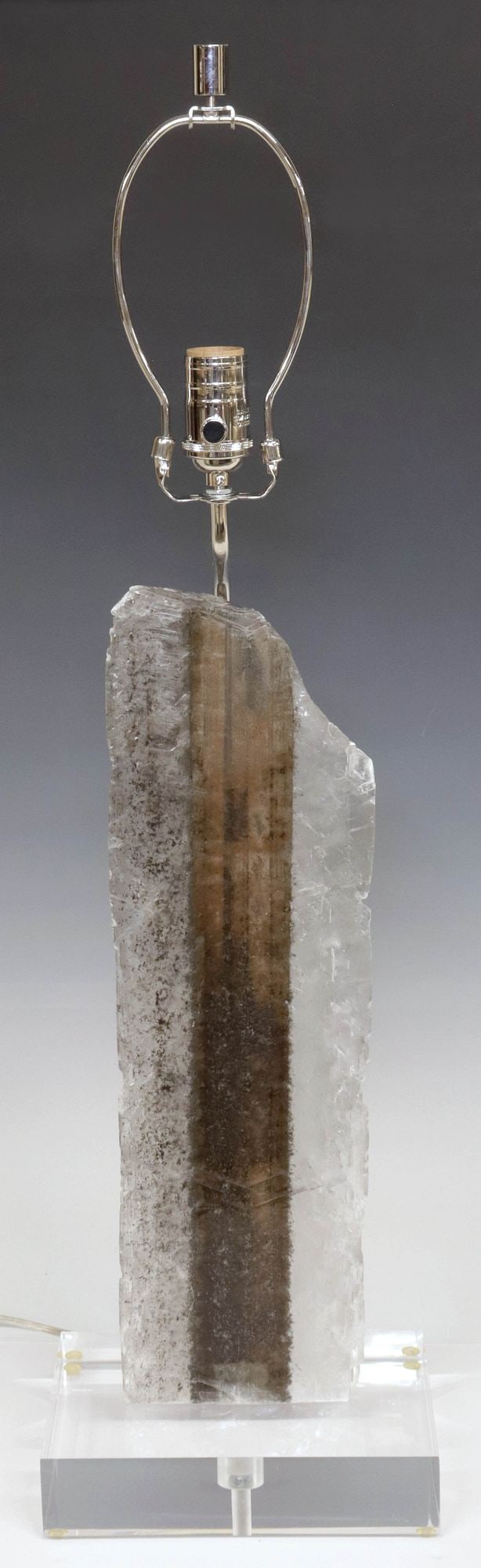 GEOLOGICAL MEXICAN CHEVRON SELENITE 1-LIGHT LAMP ON ACRYLIC BASE (1 of 4)