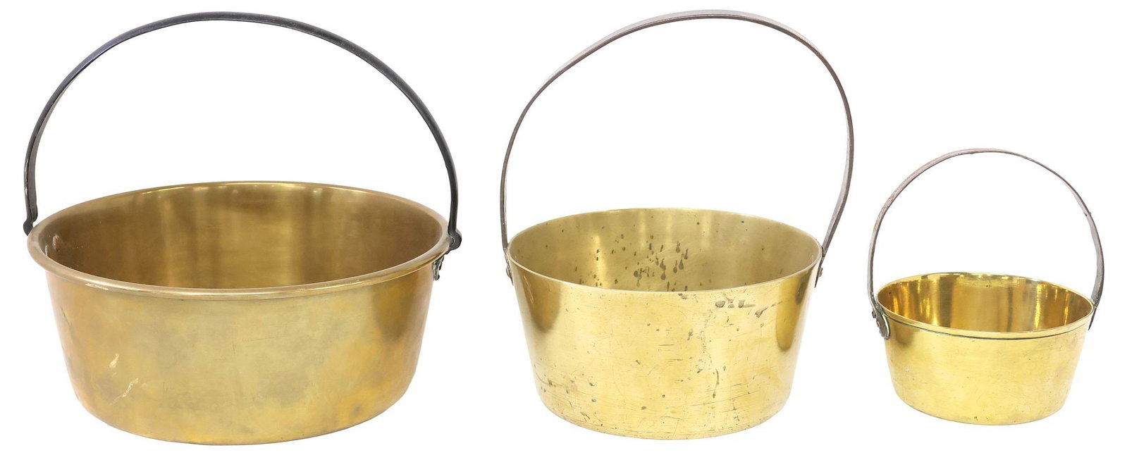 (3) RUSTIC ENGLISH GRADUATED BRASS JELLY POTS / PANS (1 of 4)