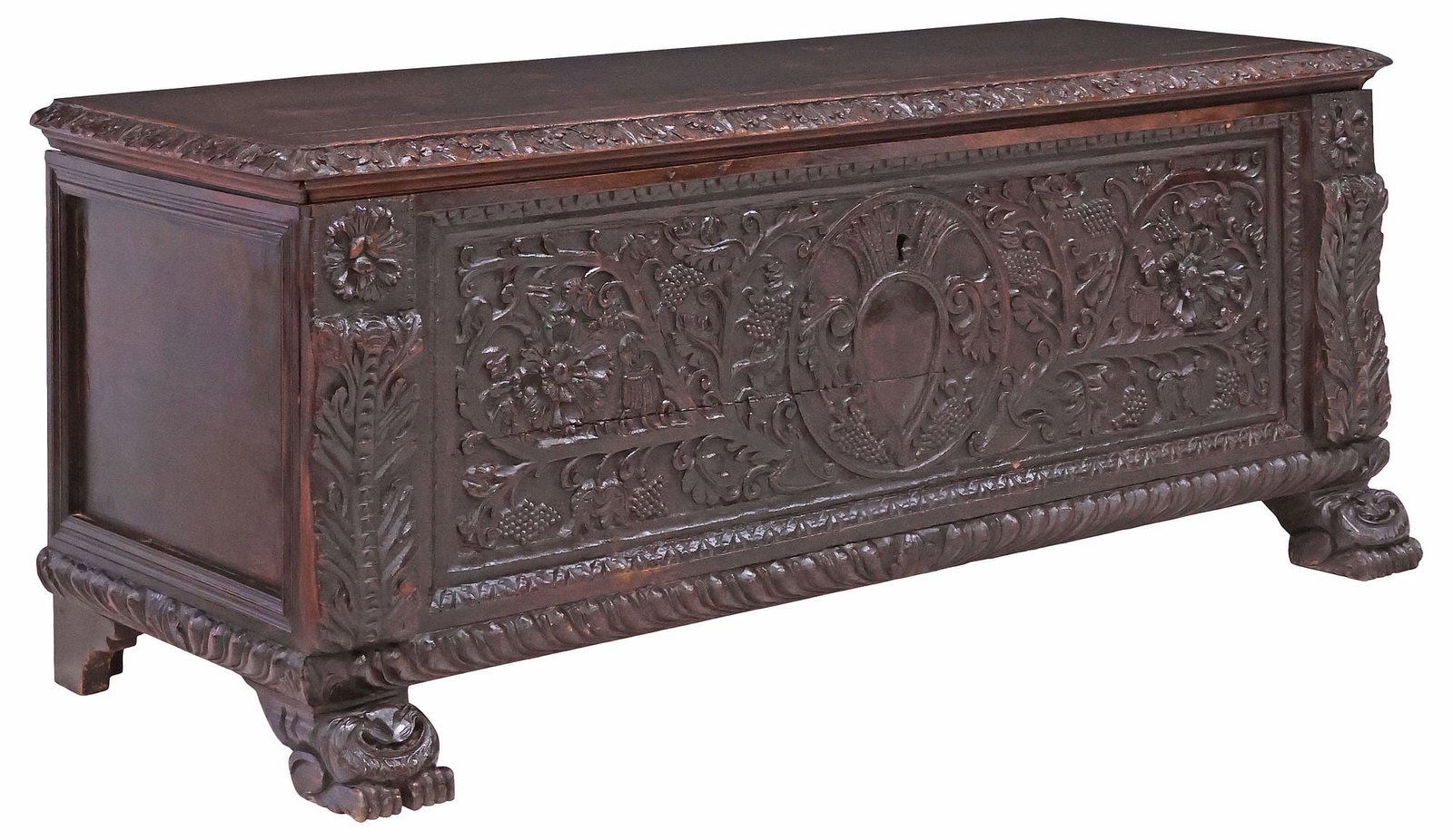 LARGE ITALIAN BAROQUE PERIOD HIGHLY CARVED OAK CASSONE / COFFER, 67"L (1 of 9)