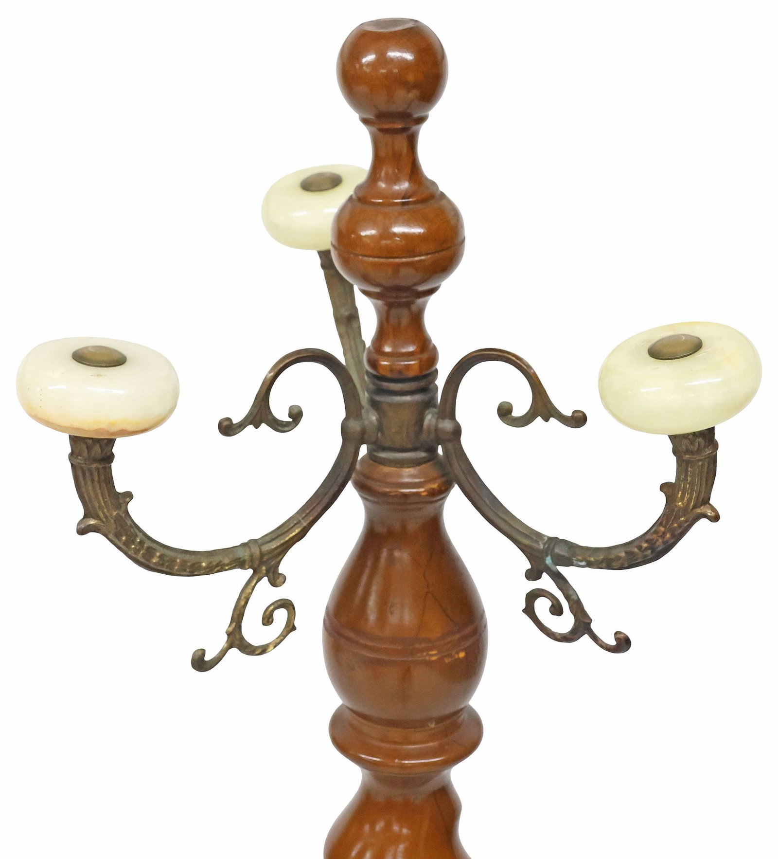 ITALIAN TURNED & SPIRAL CARVED WOOD STANDING HALL TREE: Italian carved wood standing hall tree, 20th c., turned finial, over three scrolled gilt metal hooks with onyx terminals, spiral standard, ending in vasiform bottom, rising on a tripartite base with