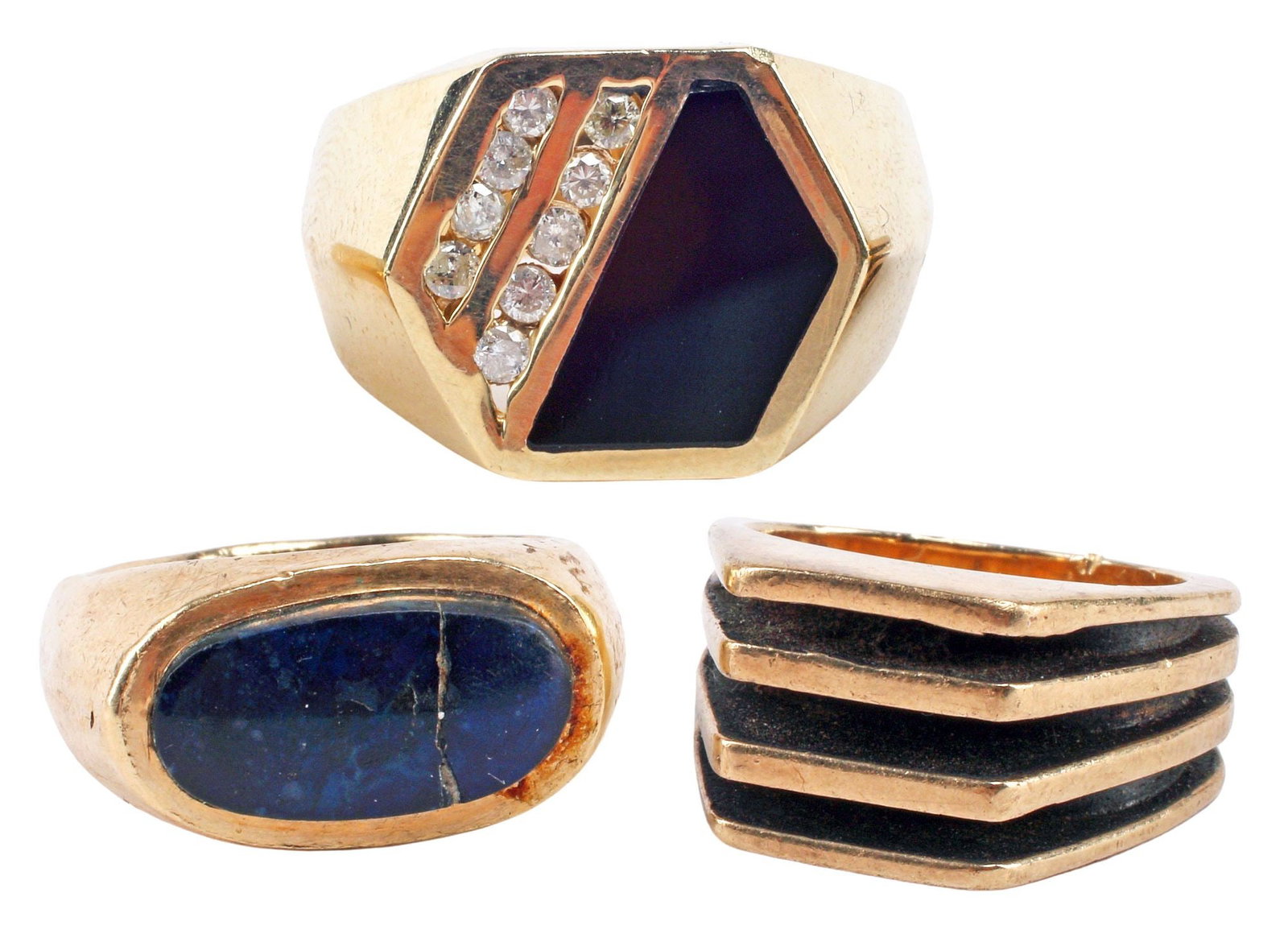(3) GENTS ESTATE 14KT YELLOW GOLD, GEMSTONE & MODERNIST RINGS, 31.6 GRAMS: (lot of 3) Estate gents 14kt yellow gold rings, comprising: (1) hexagonal ring with onyx panel and (nine) channel-set round brilliant-cut diamonds, size 9.5, (1) ring bezel-set with oval lapis, intact