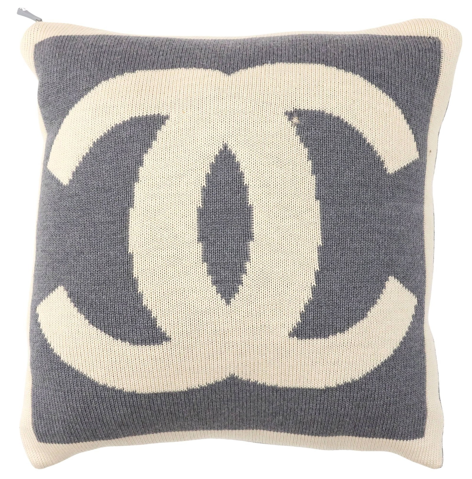 DESIGNER CHANEL 'CC' MONOGRAM KNIT THROW PILLOW - 3