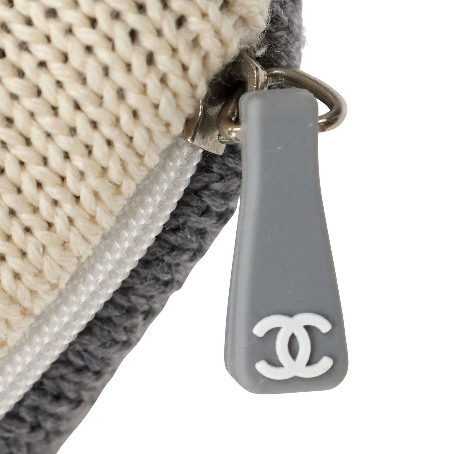DESIGNER CHANEL 'CC' MONOGRAM KNIT THROW PILLOW - 5
