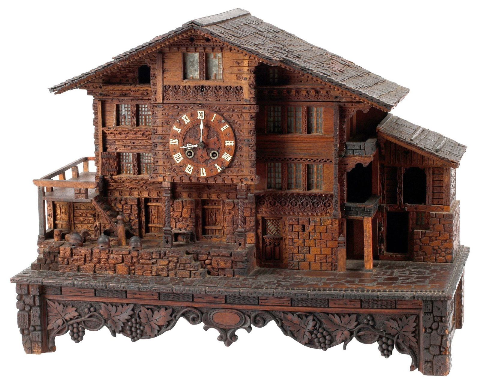 LARGE BLACK FOREST CARVED WOOD ARCHITECTURAL SWISS CHALET CLOCK (1 of 8)