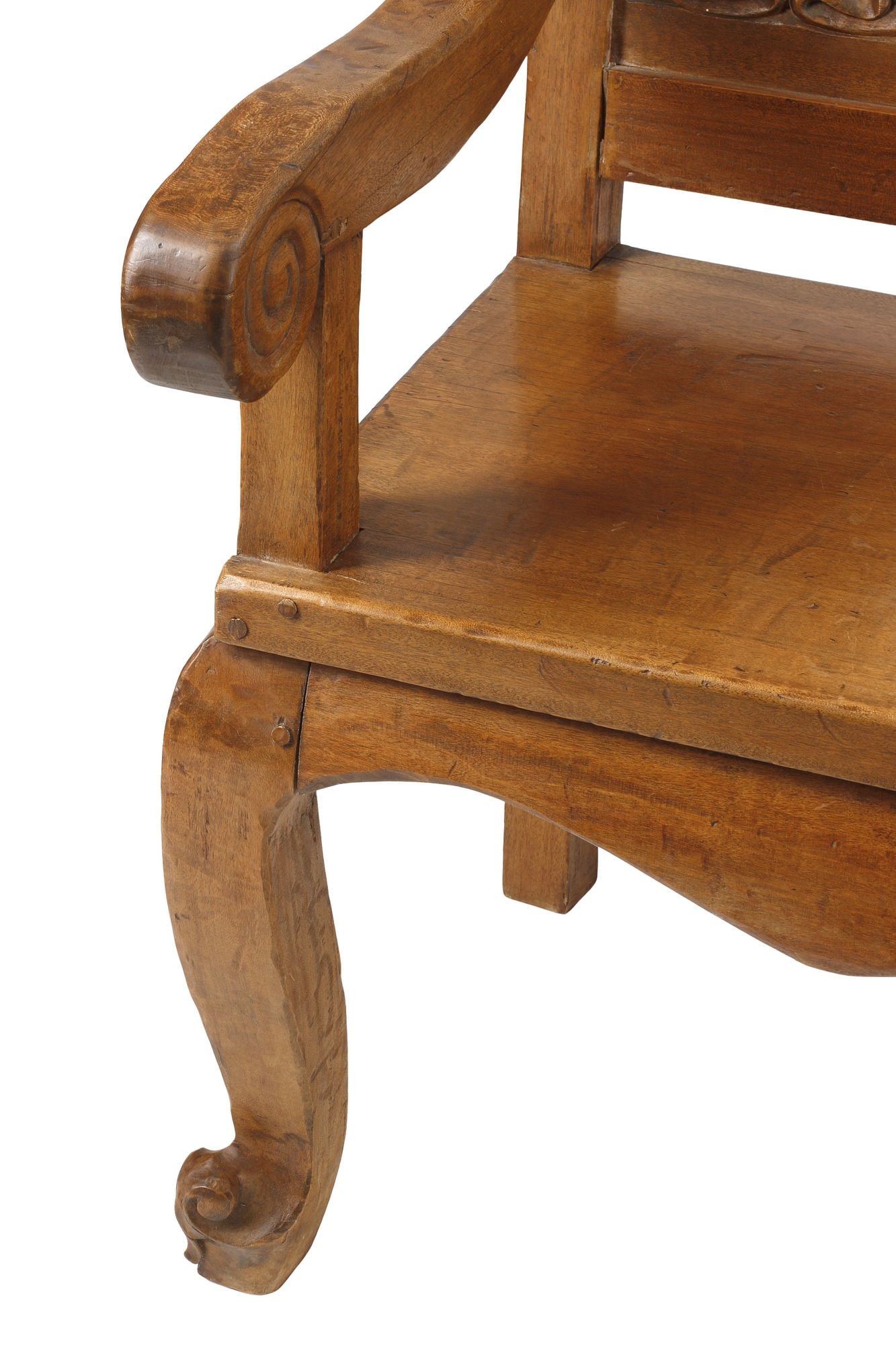 COLONIAL CARVED WALNUT HALL BENCH WITH OPENWORK RING SPLAT - 6