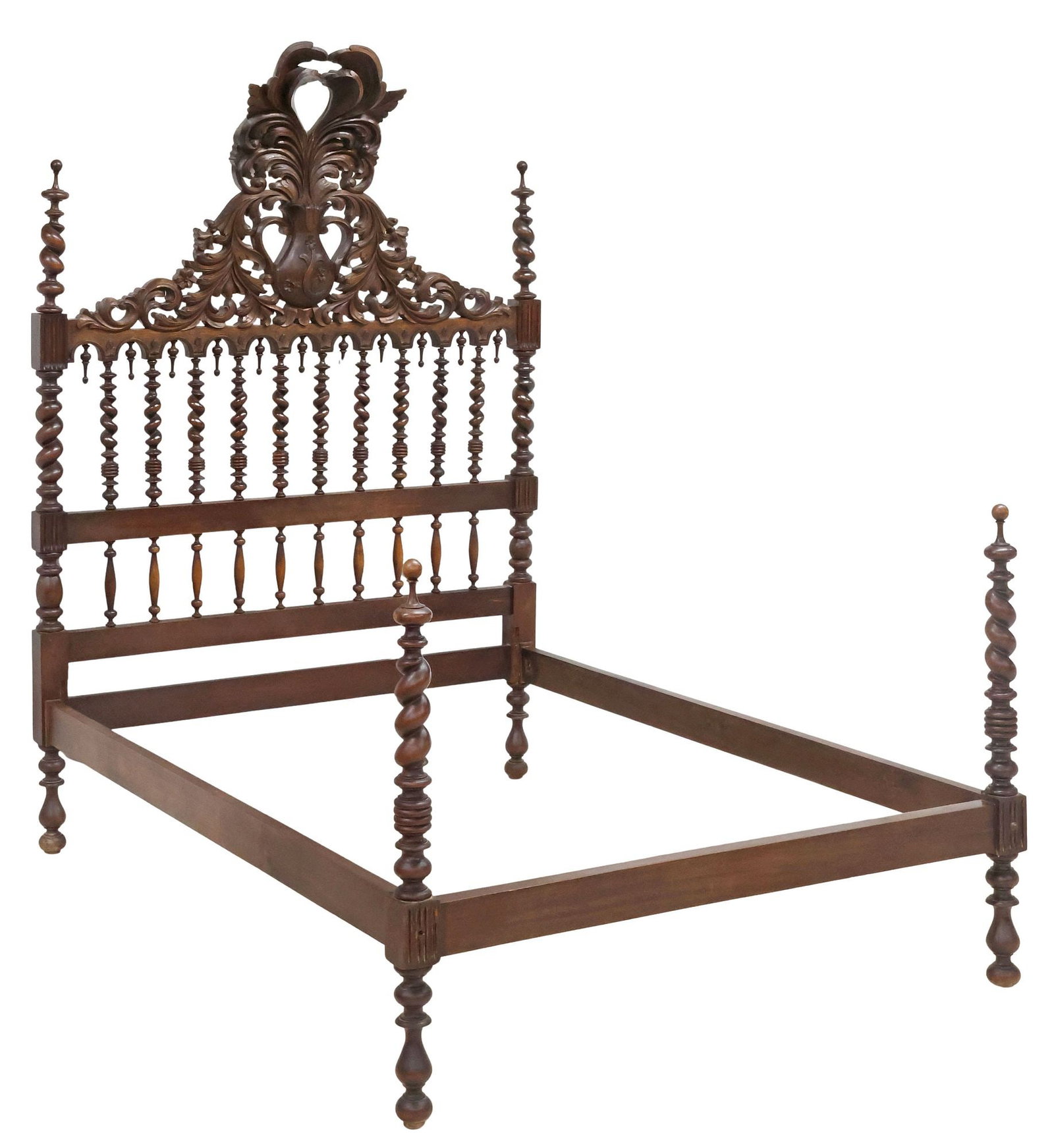 HIGHLY CARVED BAROQUE STYLE WALNUT SPIRAL TWIST BED, 19TH C.: Baroque style highly walnut bed, possibly Portuguese, late 19th c., elaborate crest comprised of large opposing foliates and pierced scrollwork, arcaded headboard, raised spiral twist finials continui