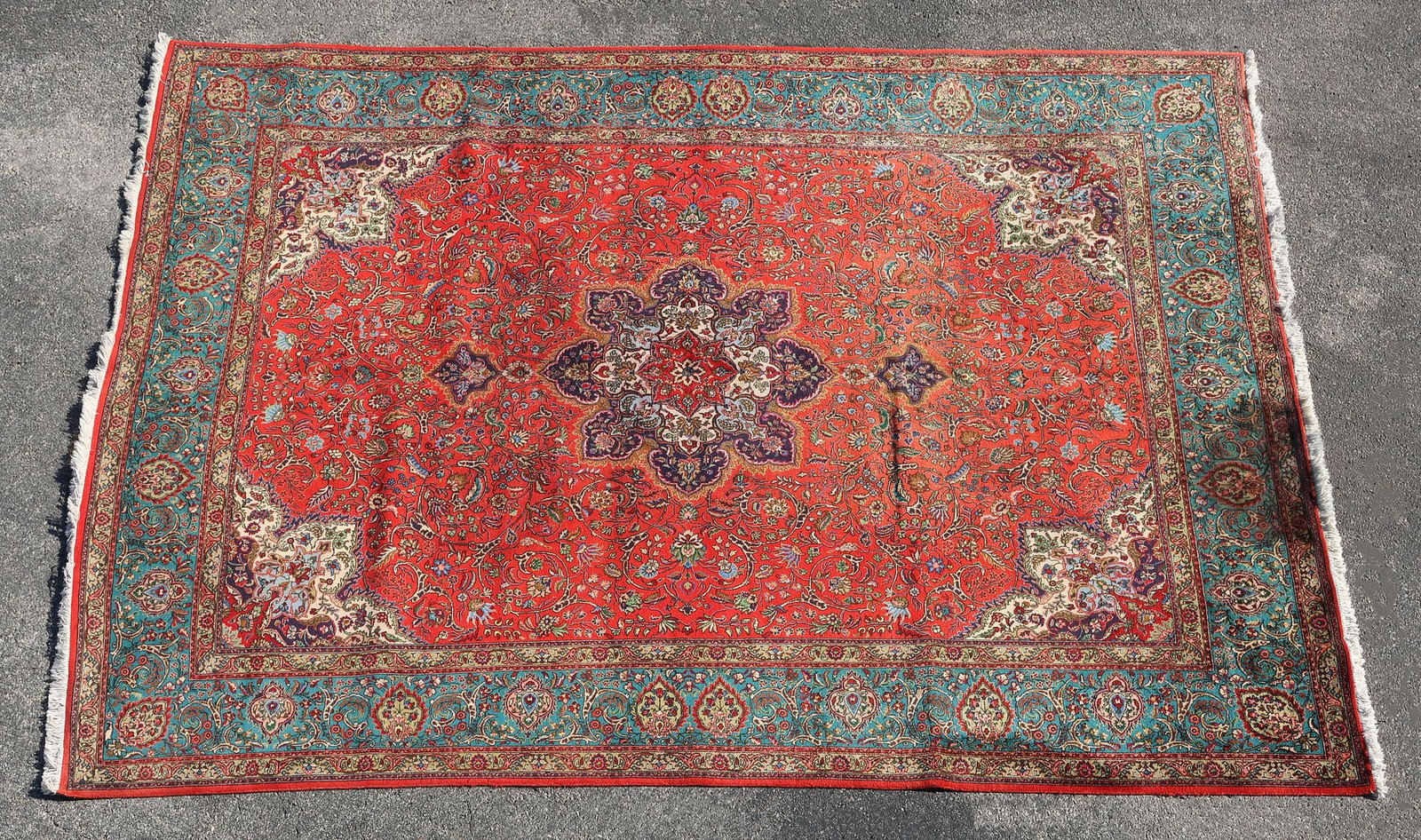 LARGE ESTATE HAND-TIED RUG, 12'5" X 9'2": Large estate hand-tied rug, approx 12'5"l, 9'2"w **Provenance: Dallas, Texas: When the madness of collecting collides with connoisseurship** **Please Note: All of the rugs offered in this auction woul