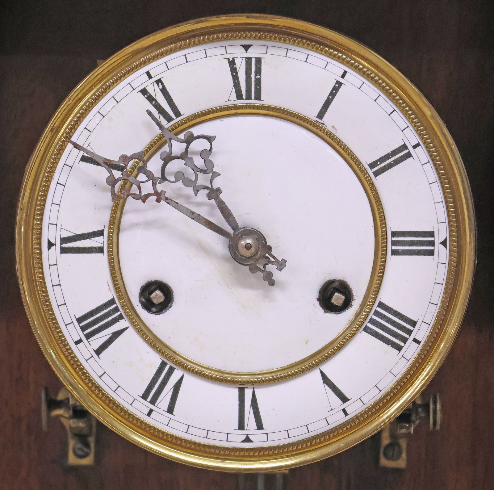 CONTINENTAL CARVED WALNUT REGULATOR WALL CLOCK - 3