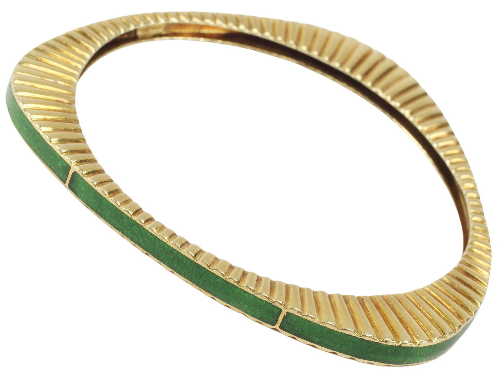 ESTATE 18KT YELLOW GOLD & GREEN ENAMEL BANGLE BRACELET: Estate Modernist 18kt yellow gold bangle bracelet, fluted sides, outside edge accented with green enamel, marked Tiffan 18K, interior: approx 2 3/8"w, 40.8 grams (inclusive of all materials) **NOTE: A
